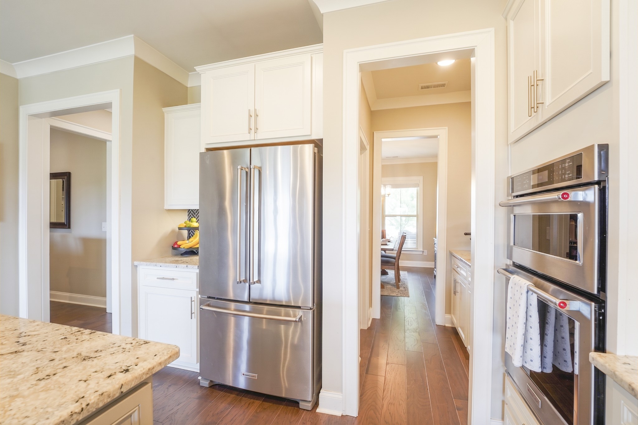 806 Chalkstone Ln