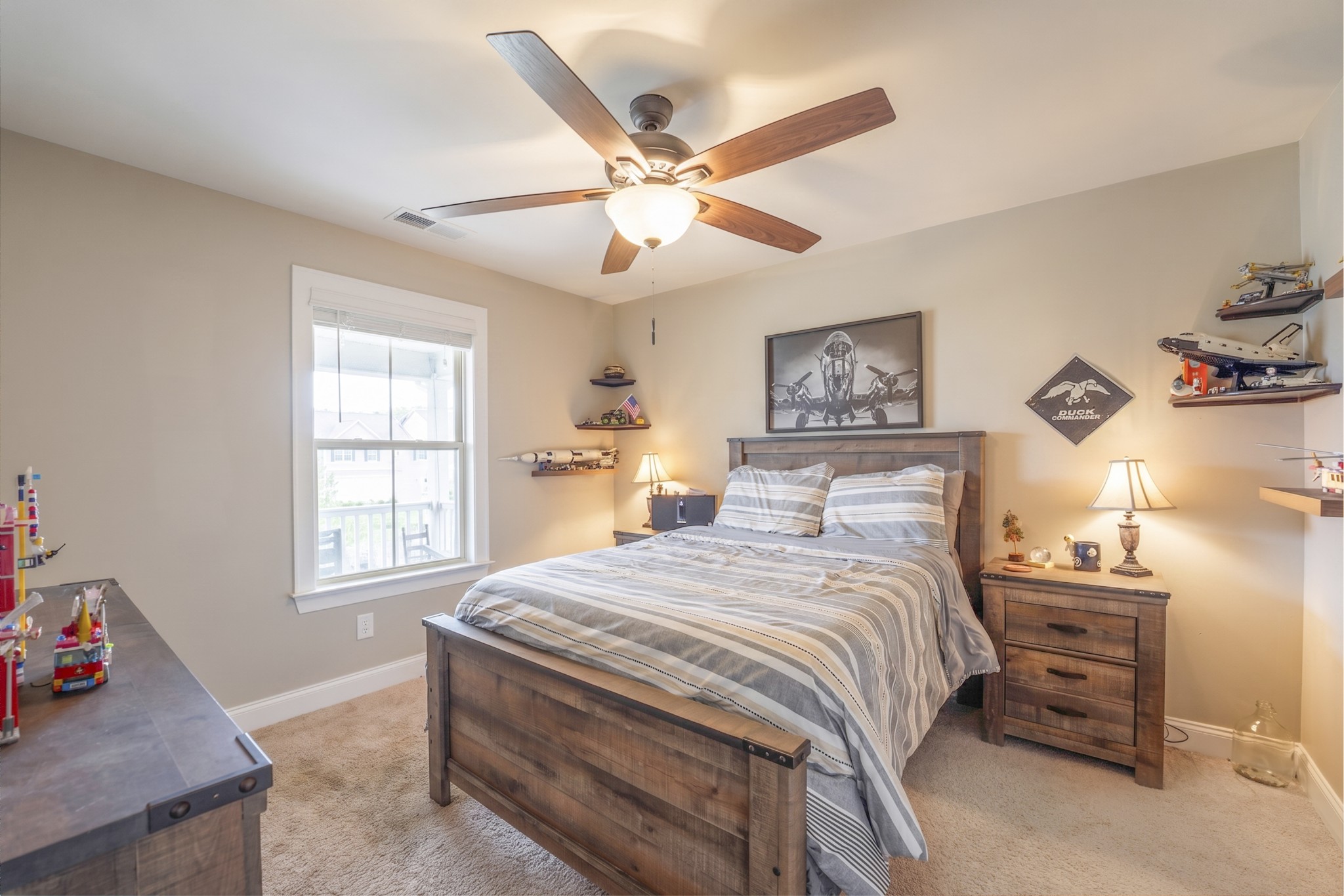 806 Chalkstone Ln