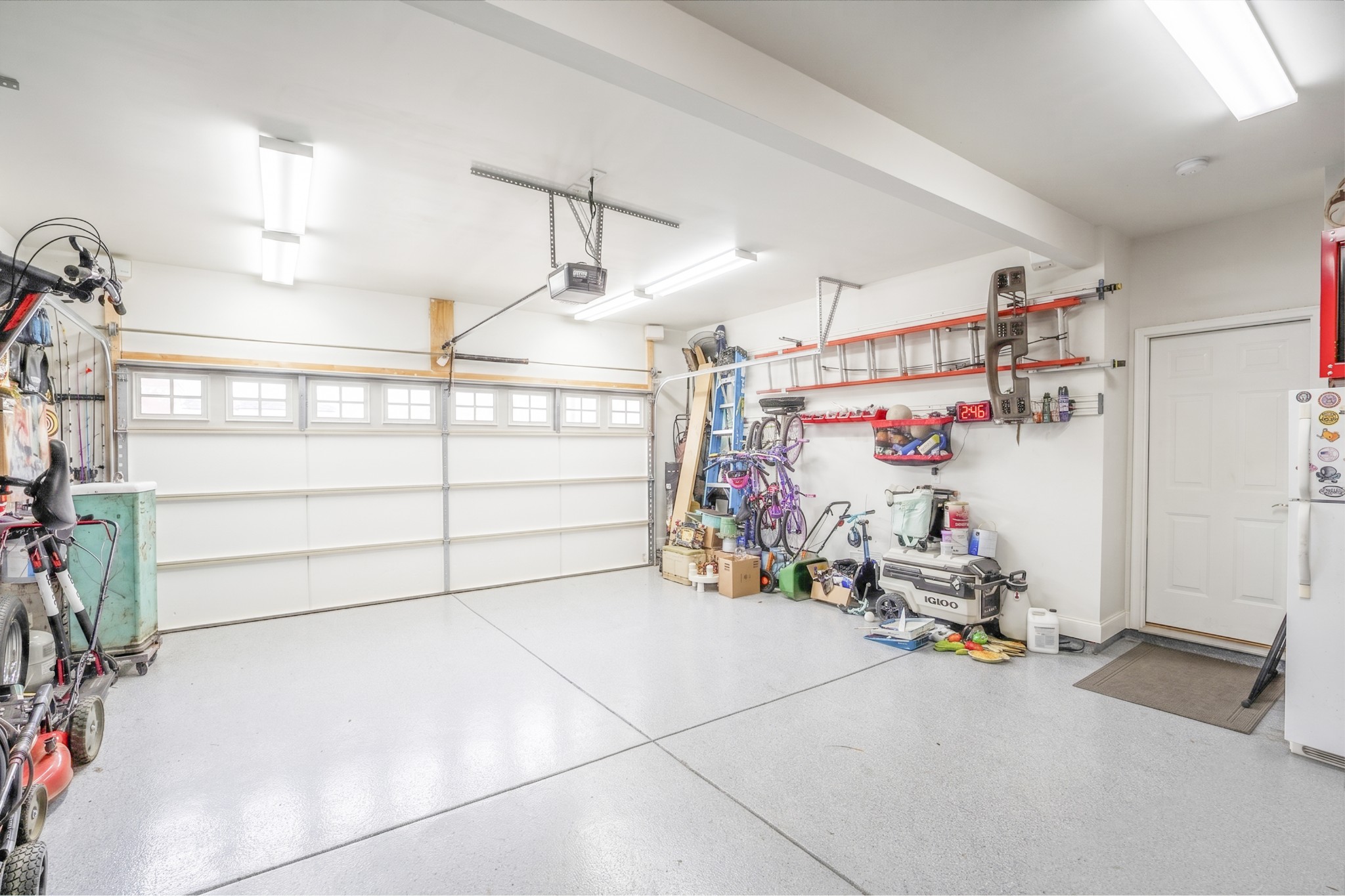 806 Chalkstone Ln