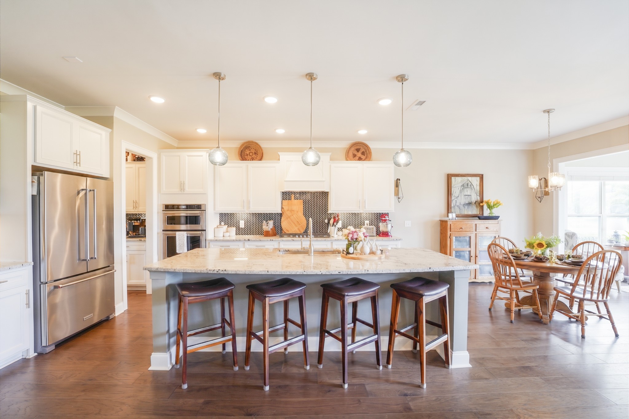 806 Chalkstone Ln
