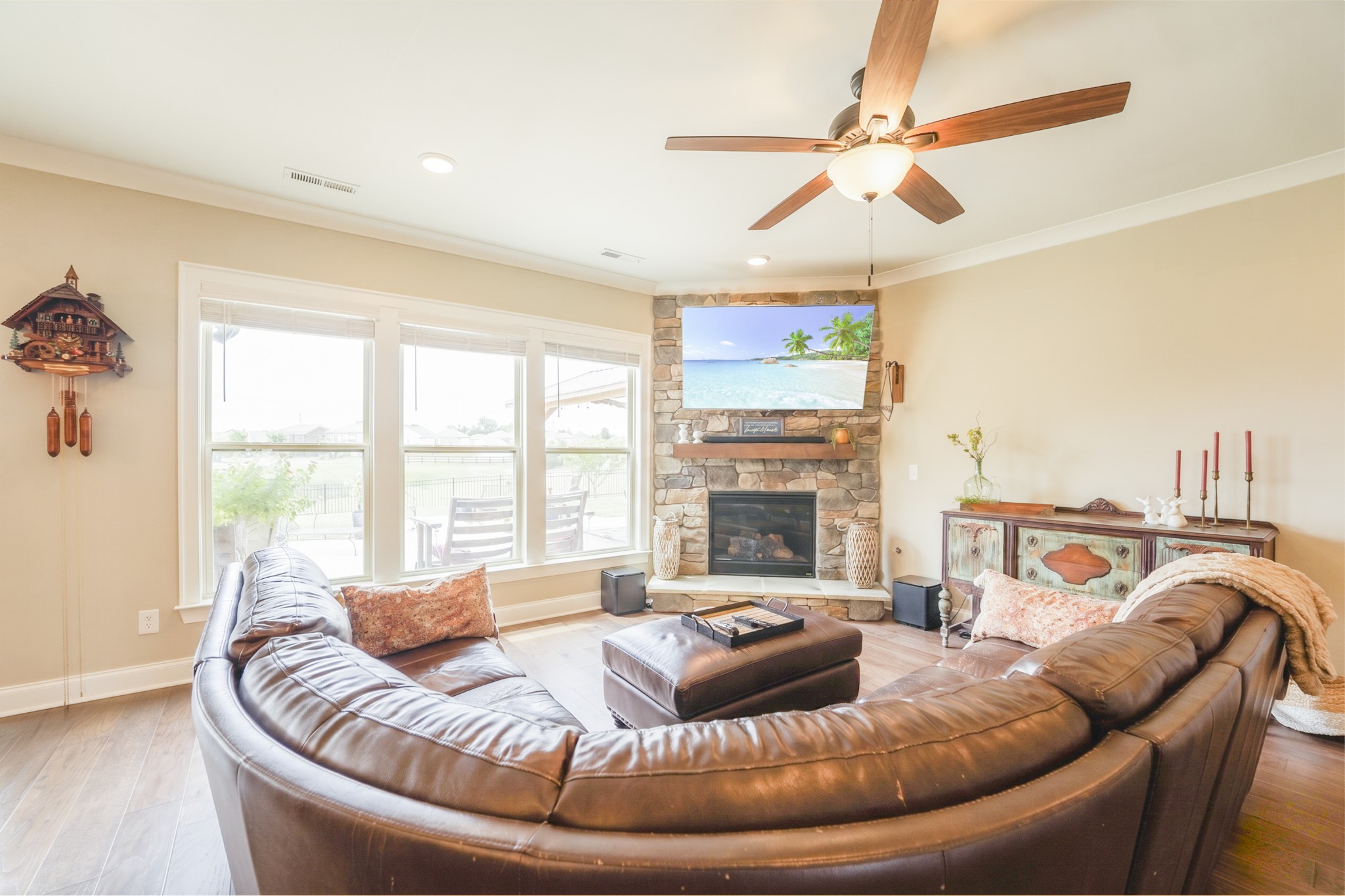 806 Chalkstone Ln