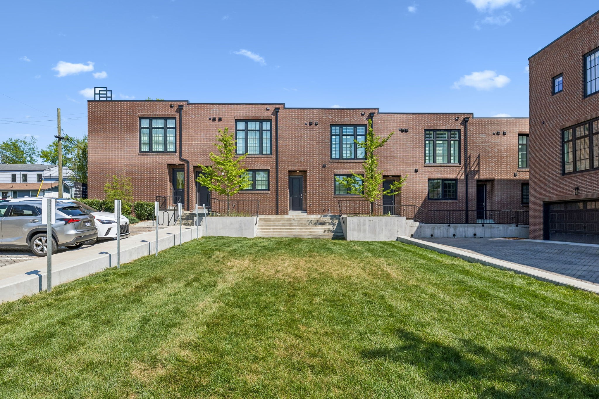 1520 Edgehill Ave