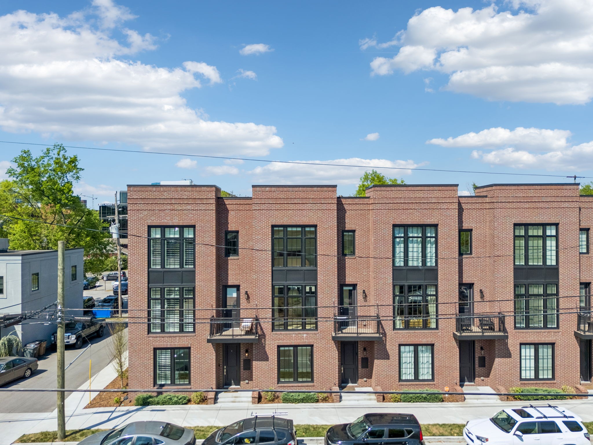 1520 Edgehill Ave