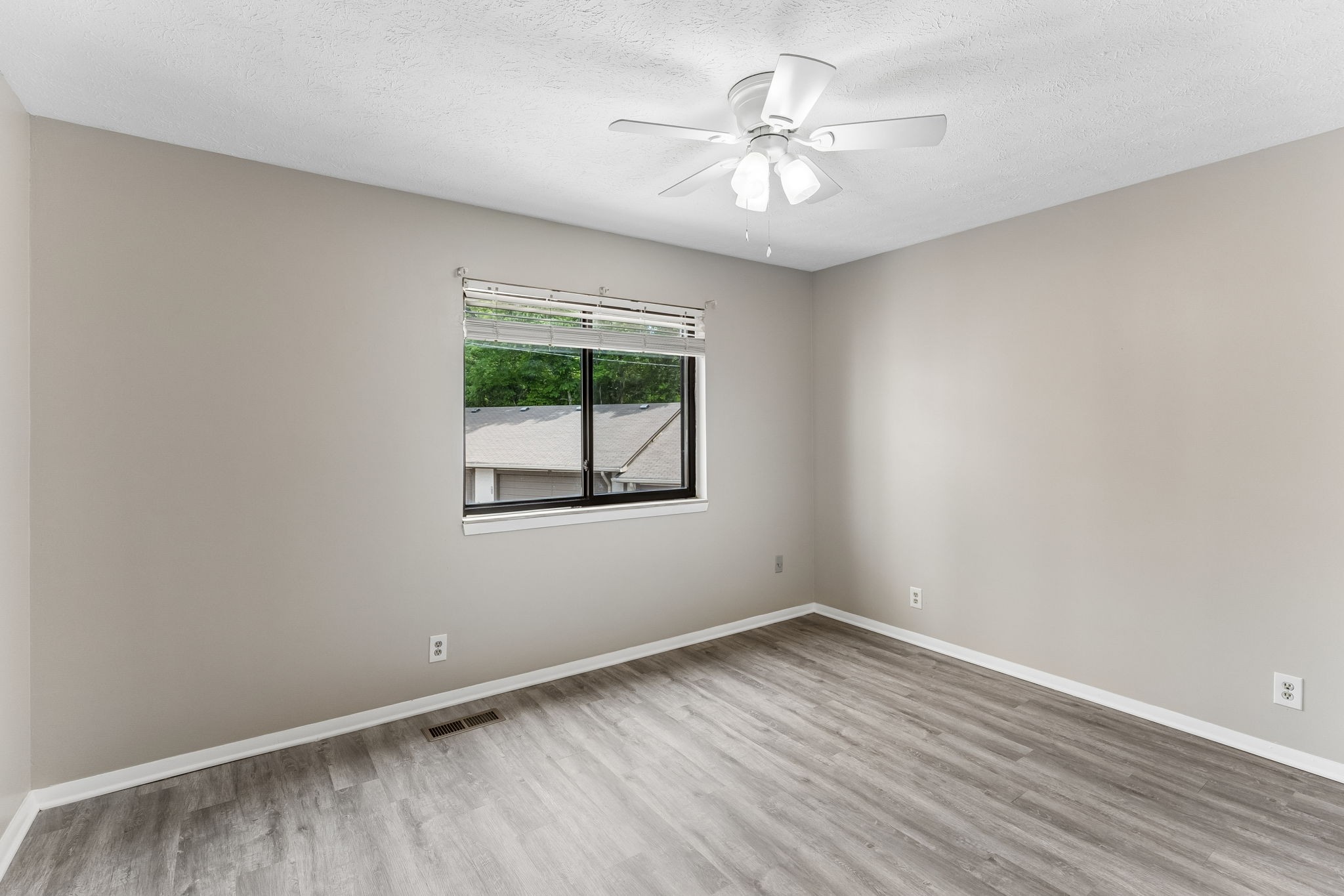 5330 Edmondson Pike