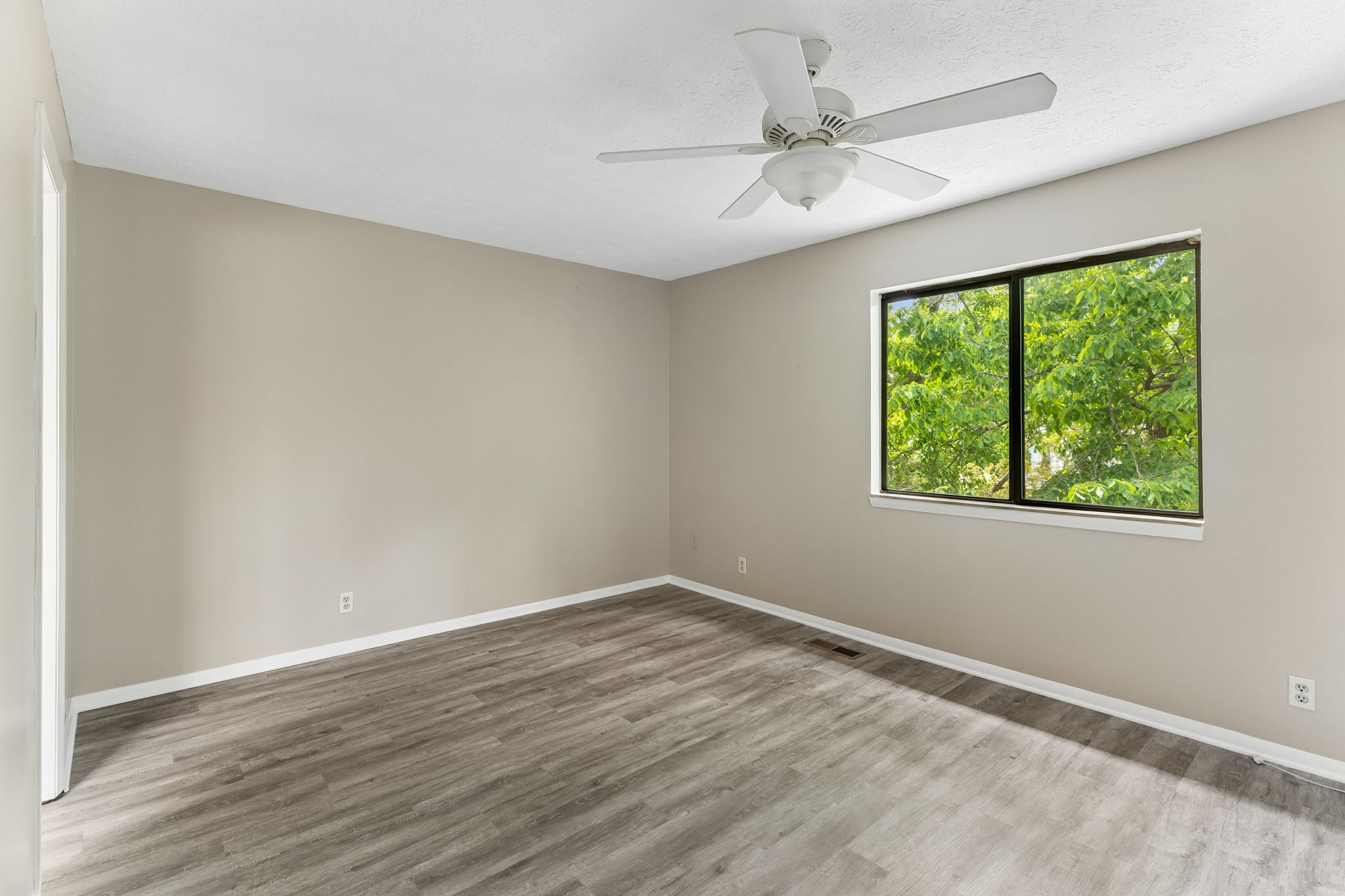 5330 Edmondson Pike