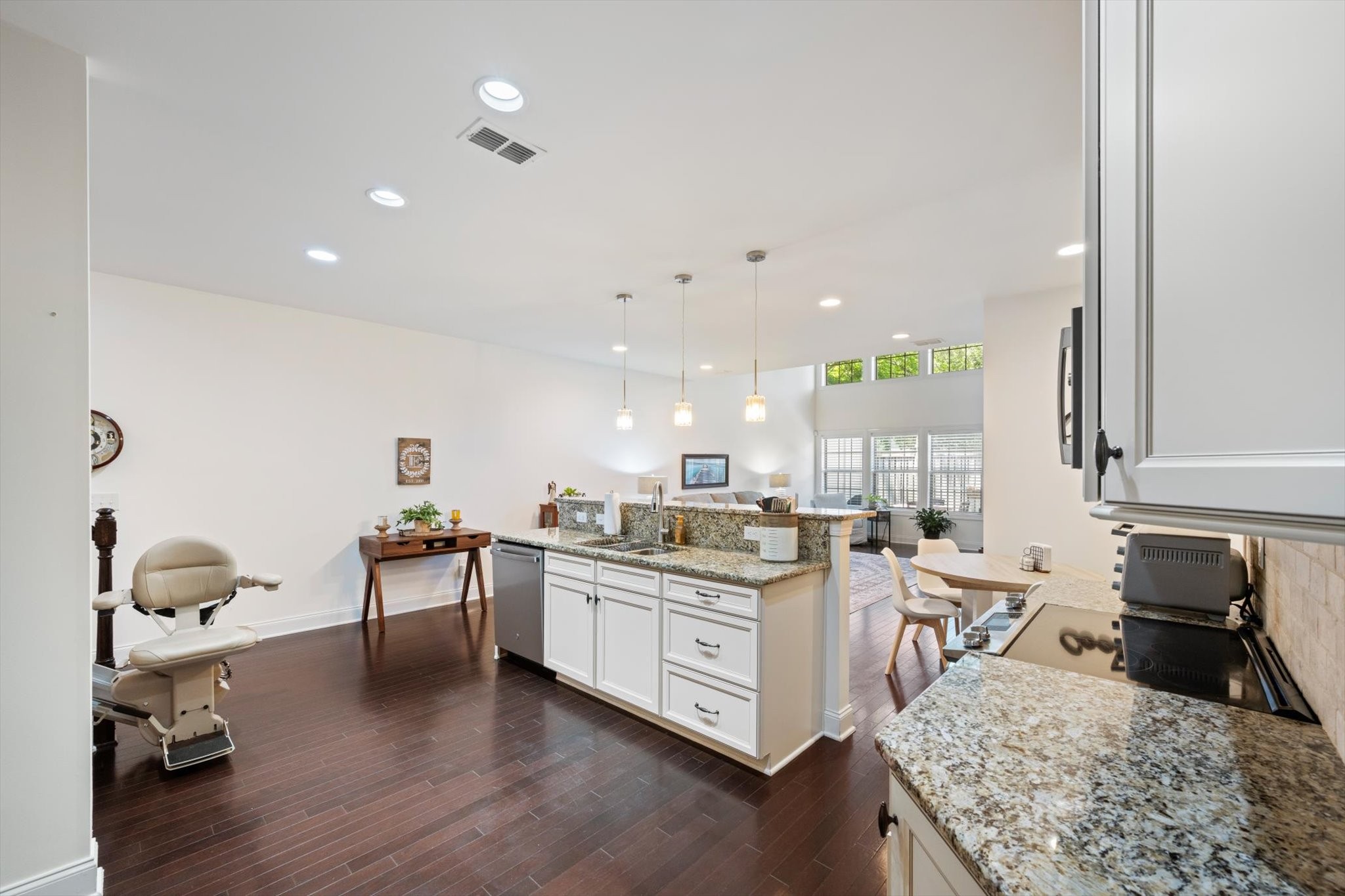 2331 River Terrace Dr