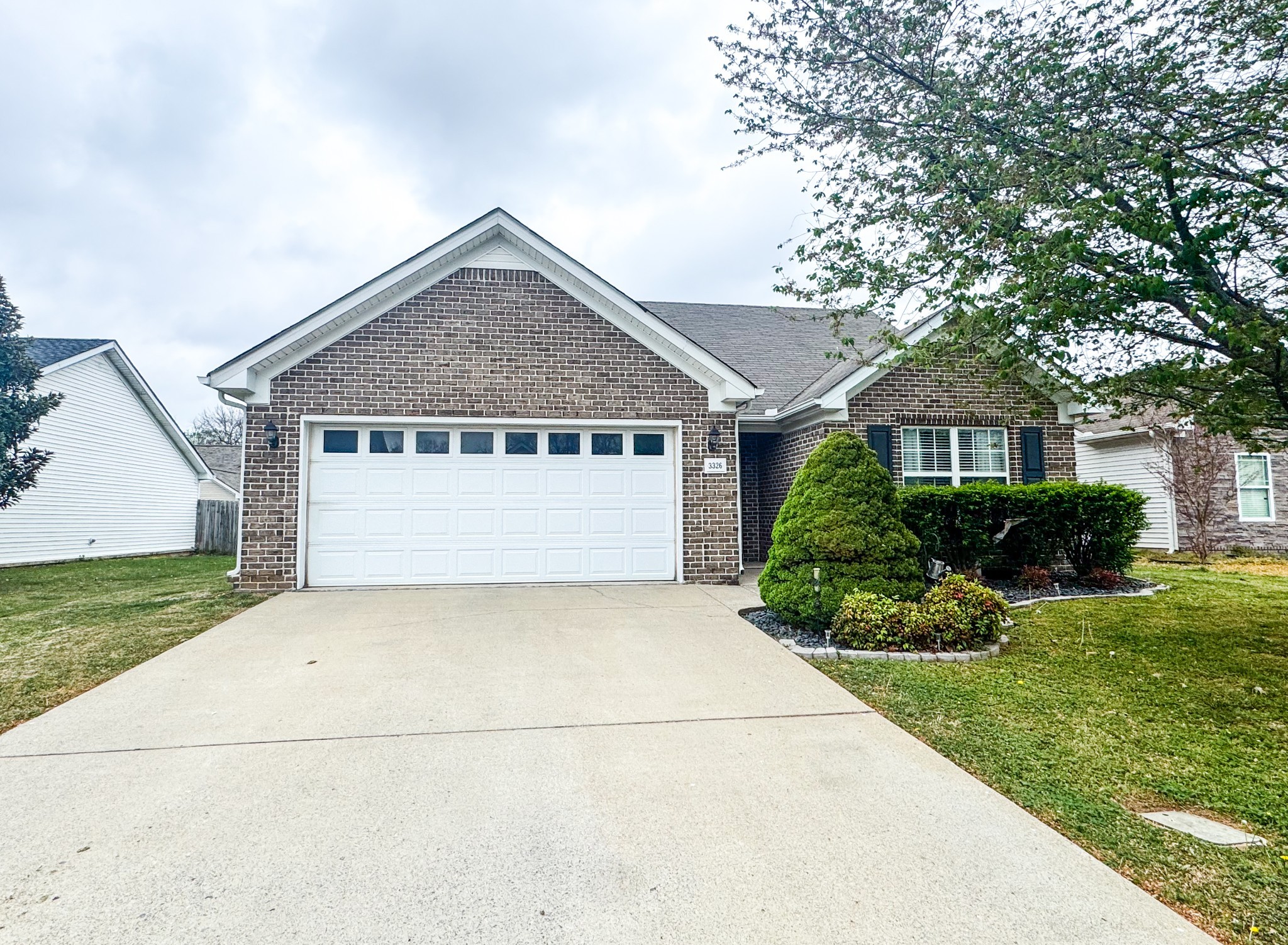 3326 Velvet Ct