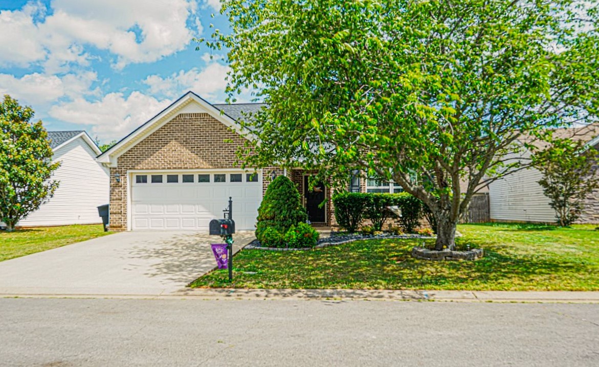 3326 Velvet Ct