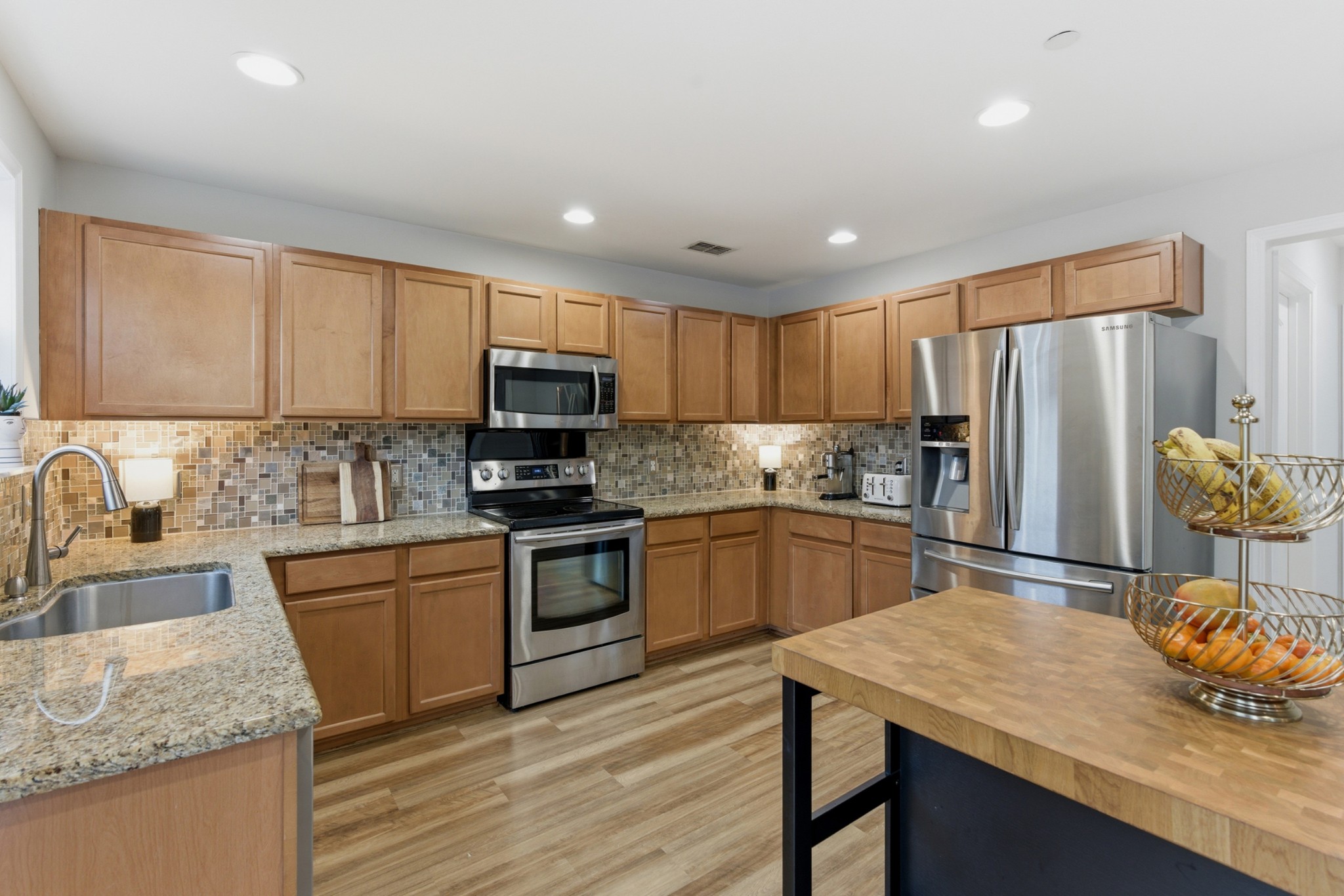 1303 Creekside Dr