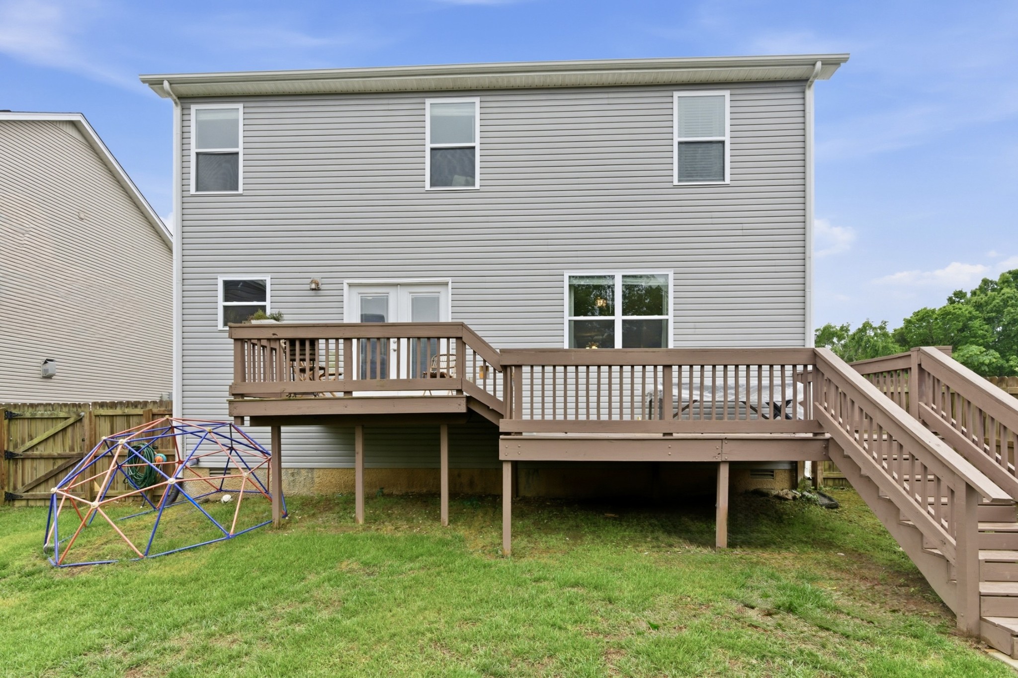 1303 Creekside Dr