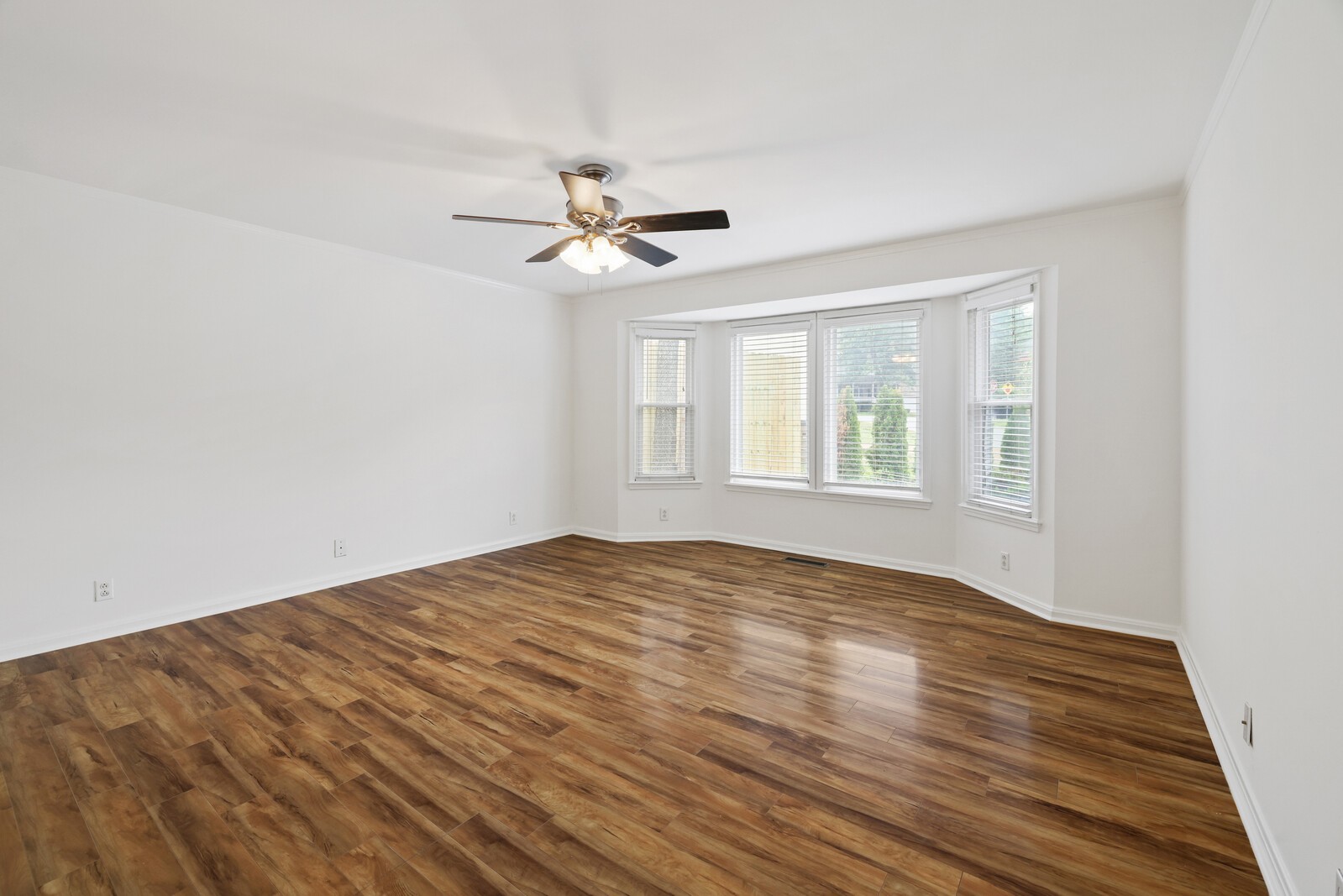 104 Kenaum Ct