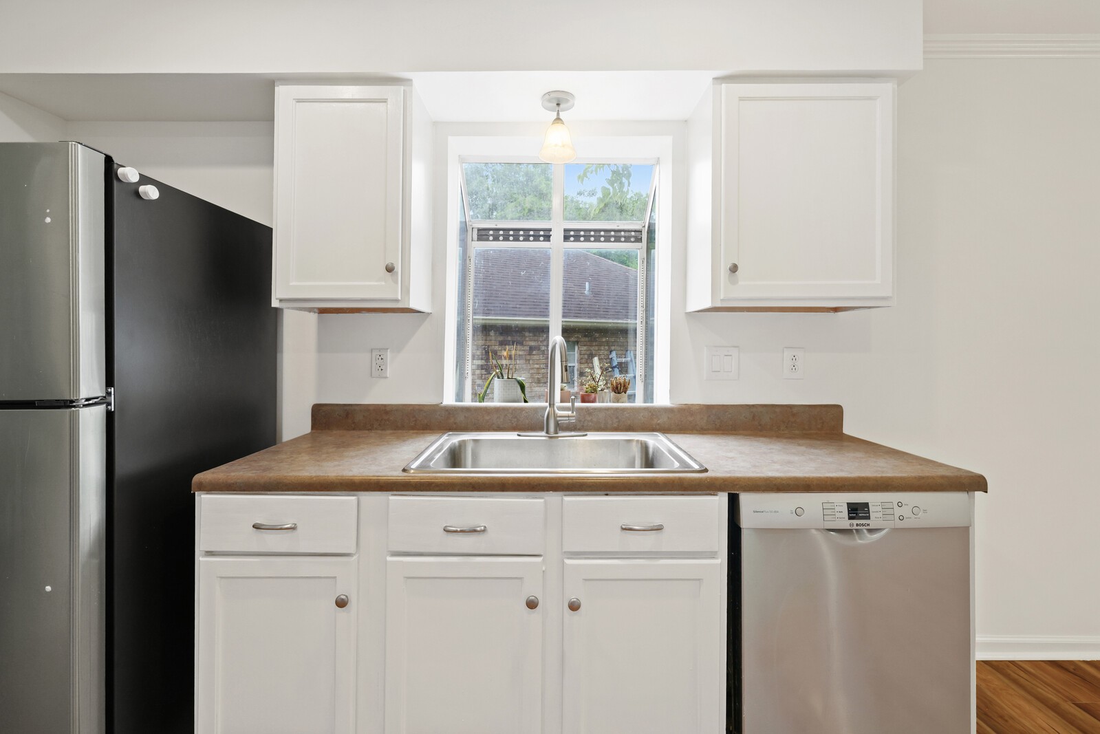 104 Kenaum Ct