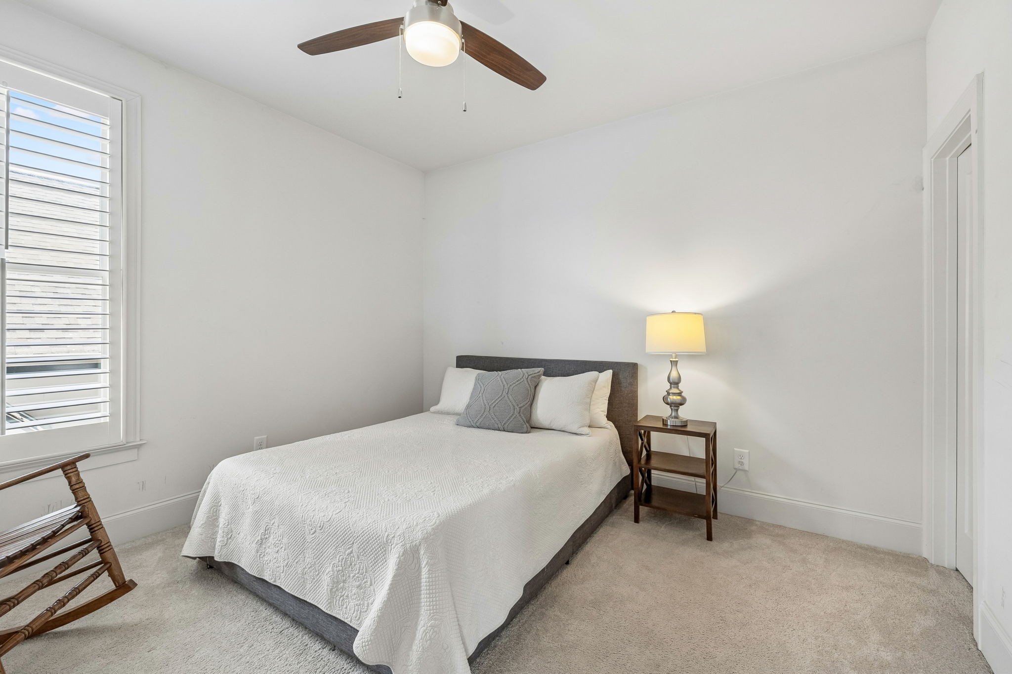 127 Glenrock Dr