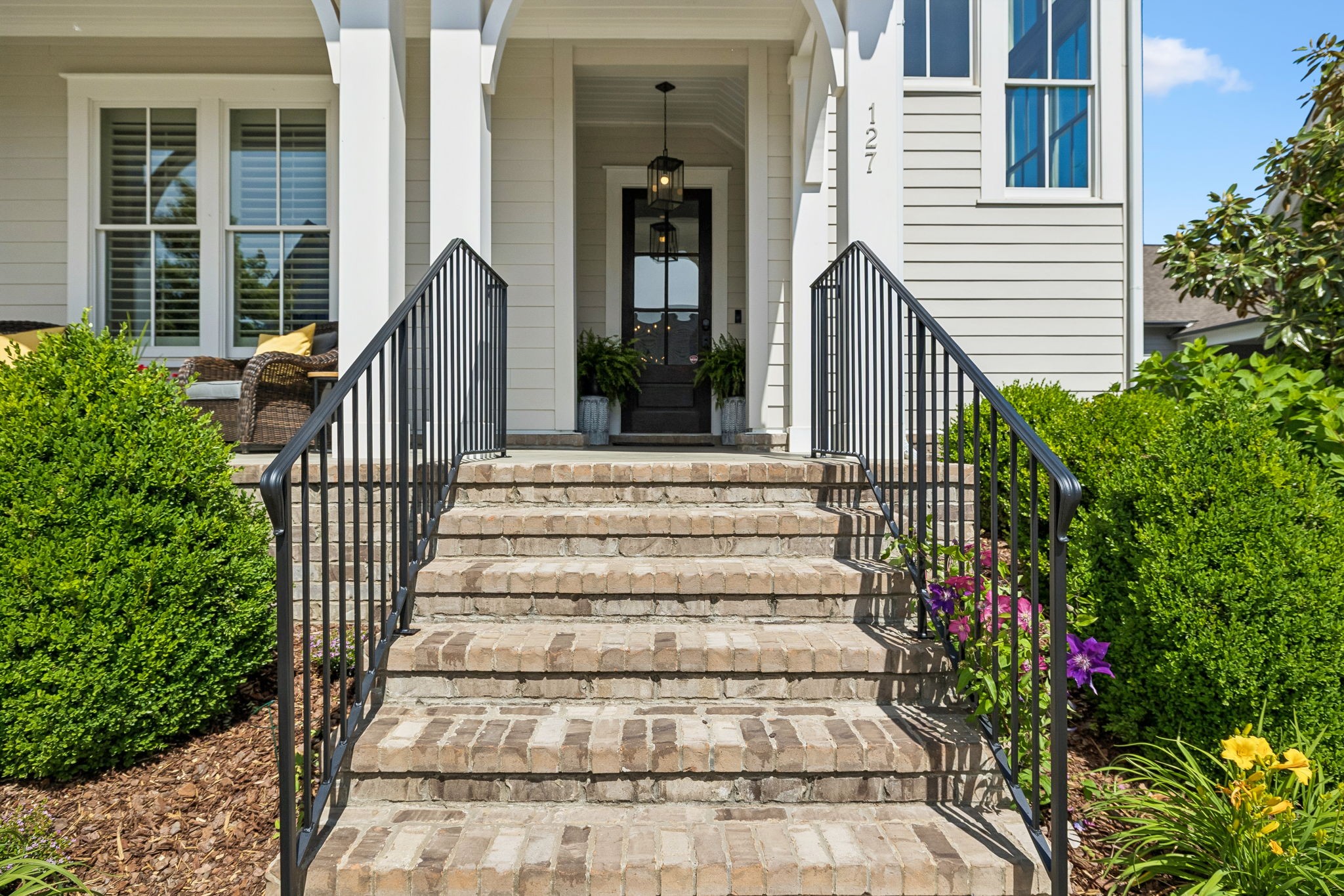 127 Glenrock Dr