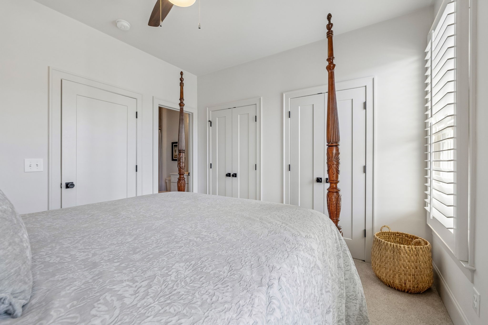 127 Glenrock Dr