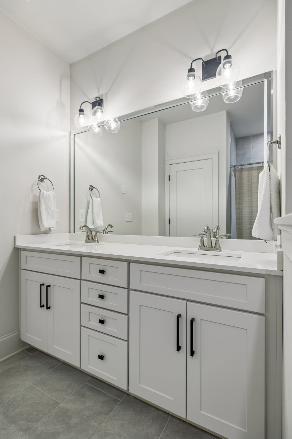 127 Glenrock Dr