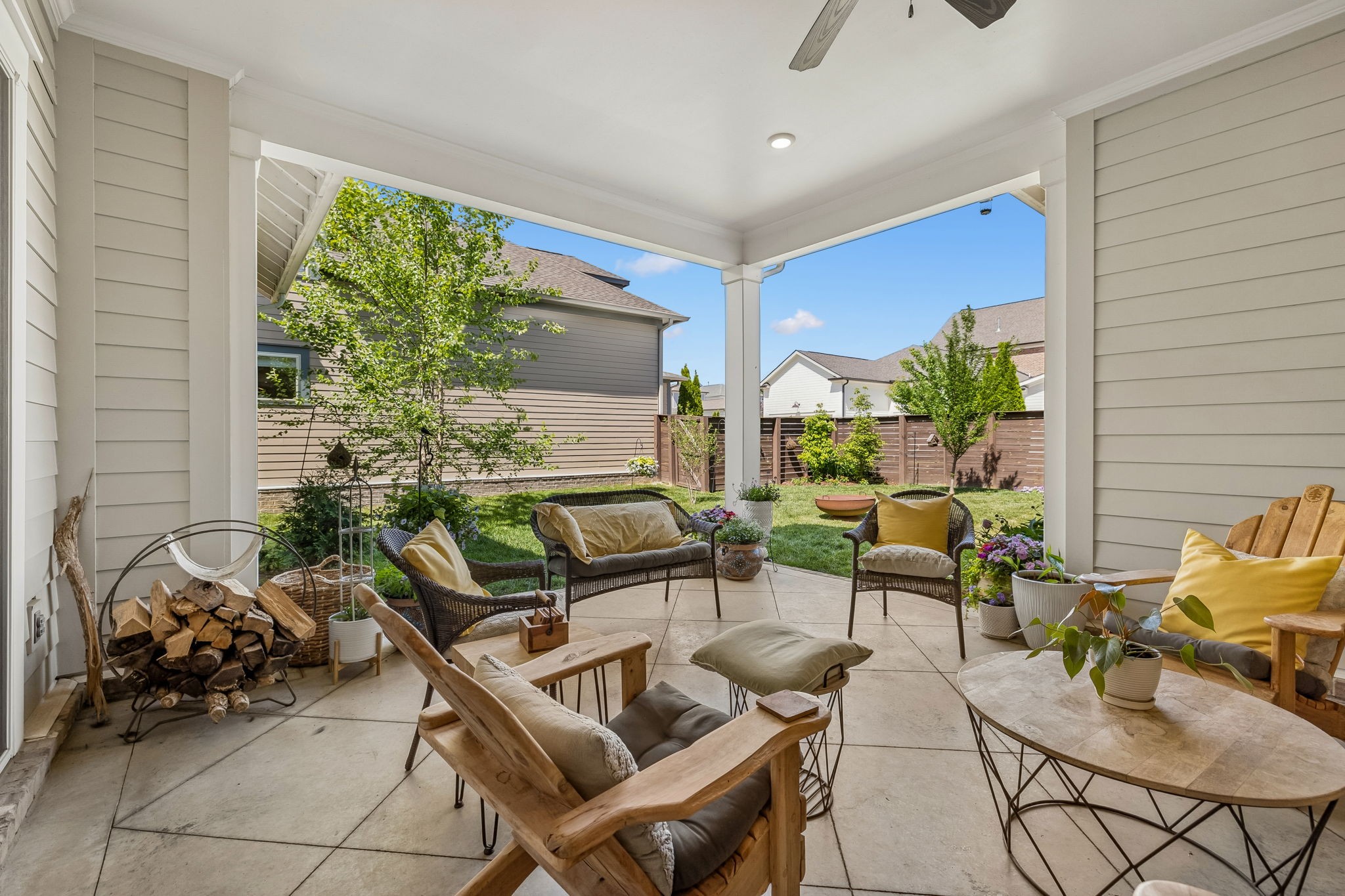 127 Glenrock Dr