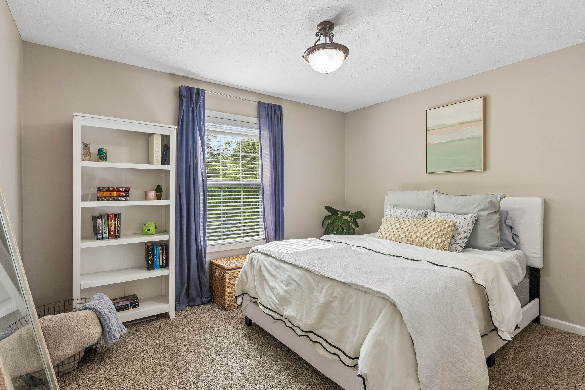 2491 Oak Hill Dr