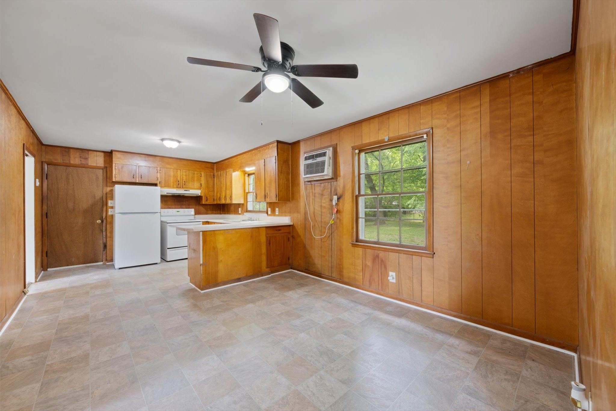 1822 Susan Dr