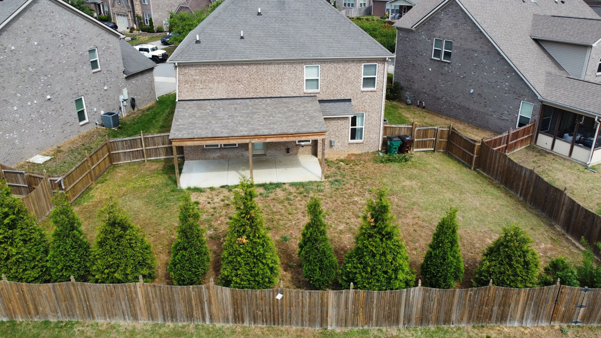 4822 Genoa Dr