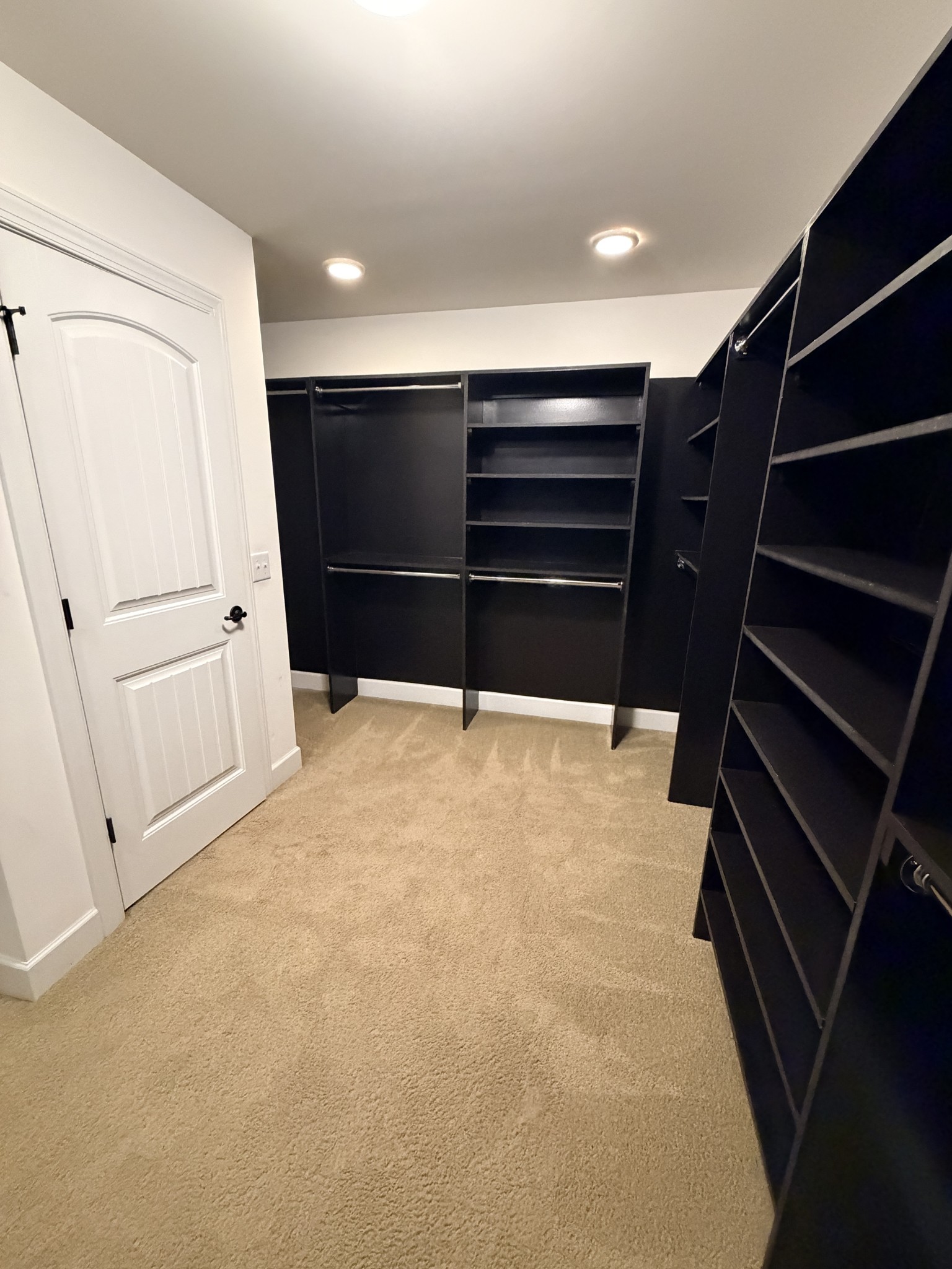 4822 Genoa Dr
