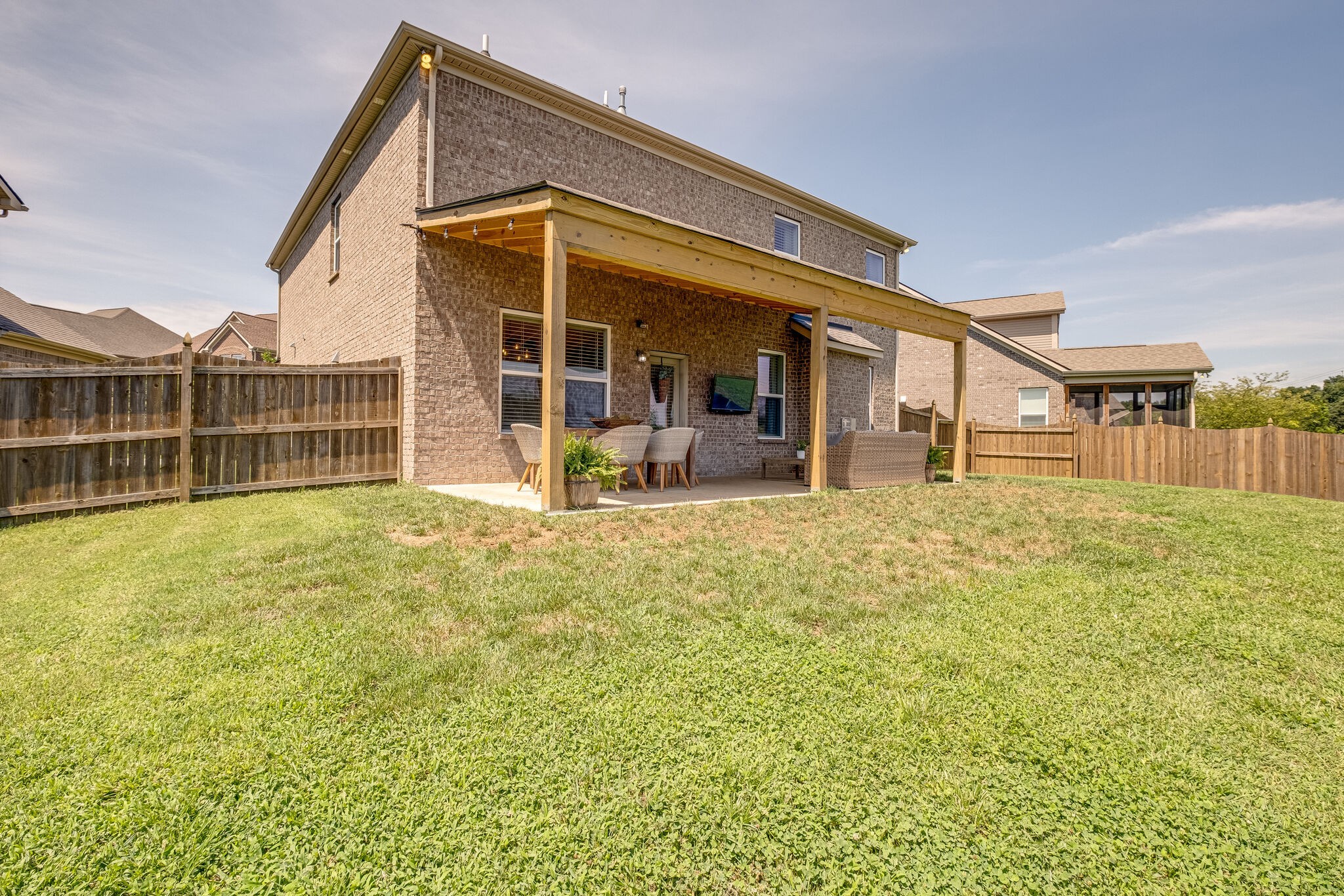 4822 Genoa Dr