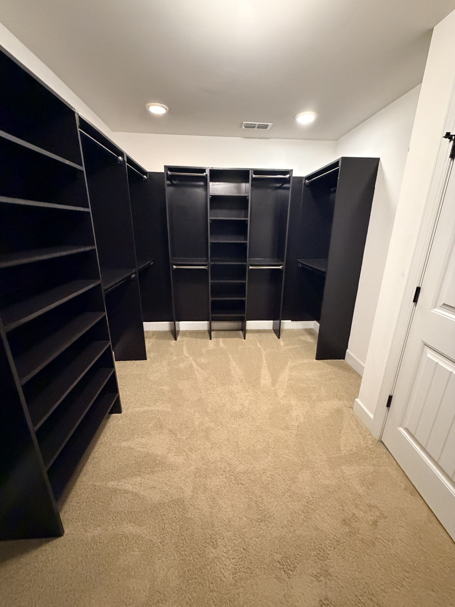 4822 Genoa Dr