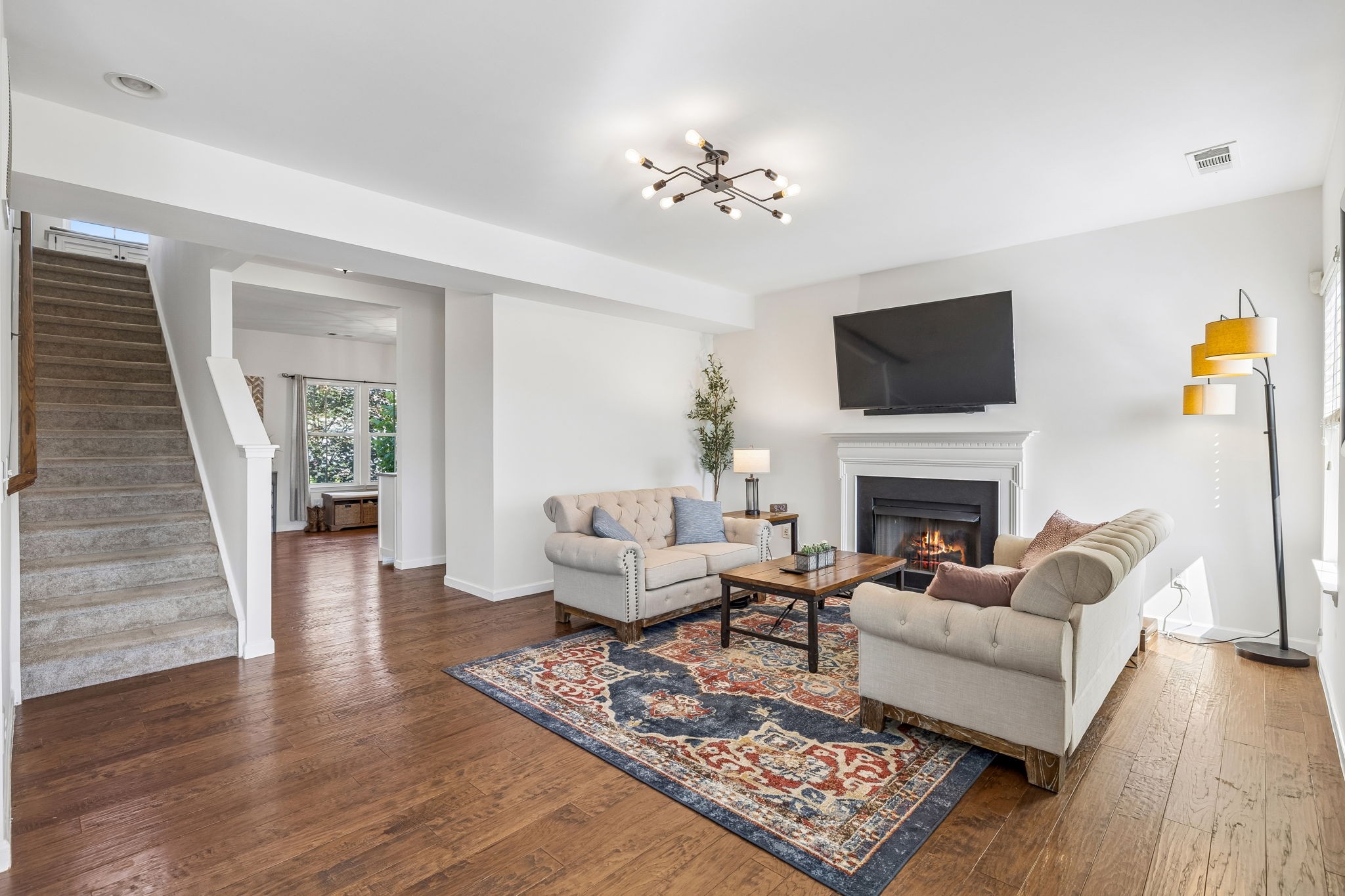 557 Wolfeboro Ln