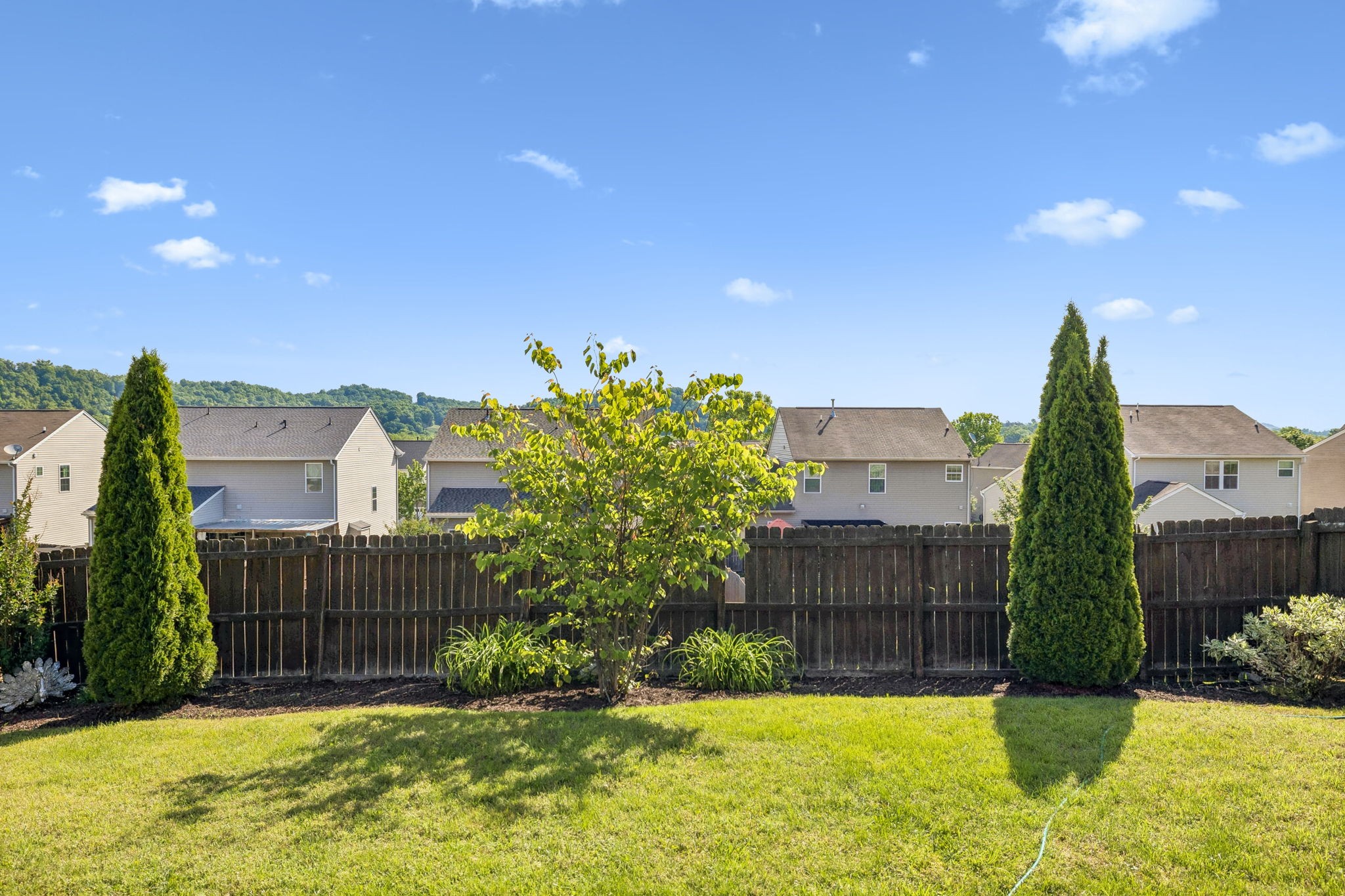 557 Wolfeboro Ln