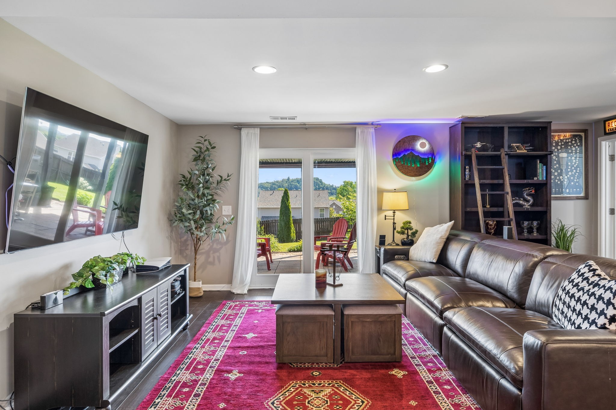 557 Wolfeboro Ln