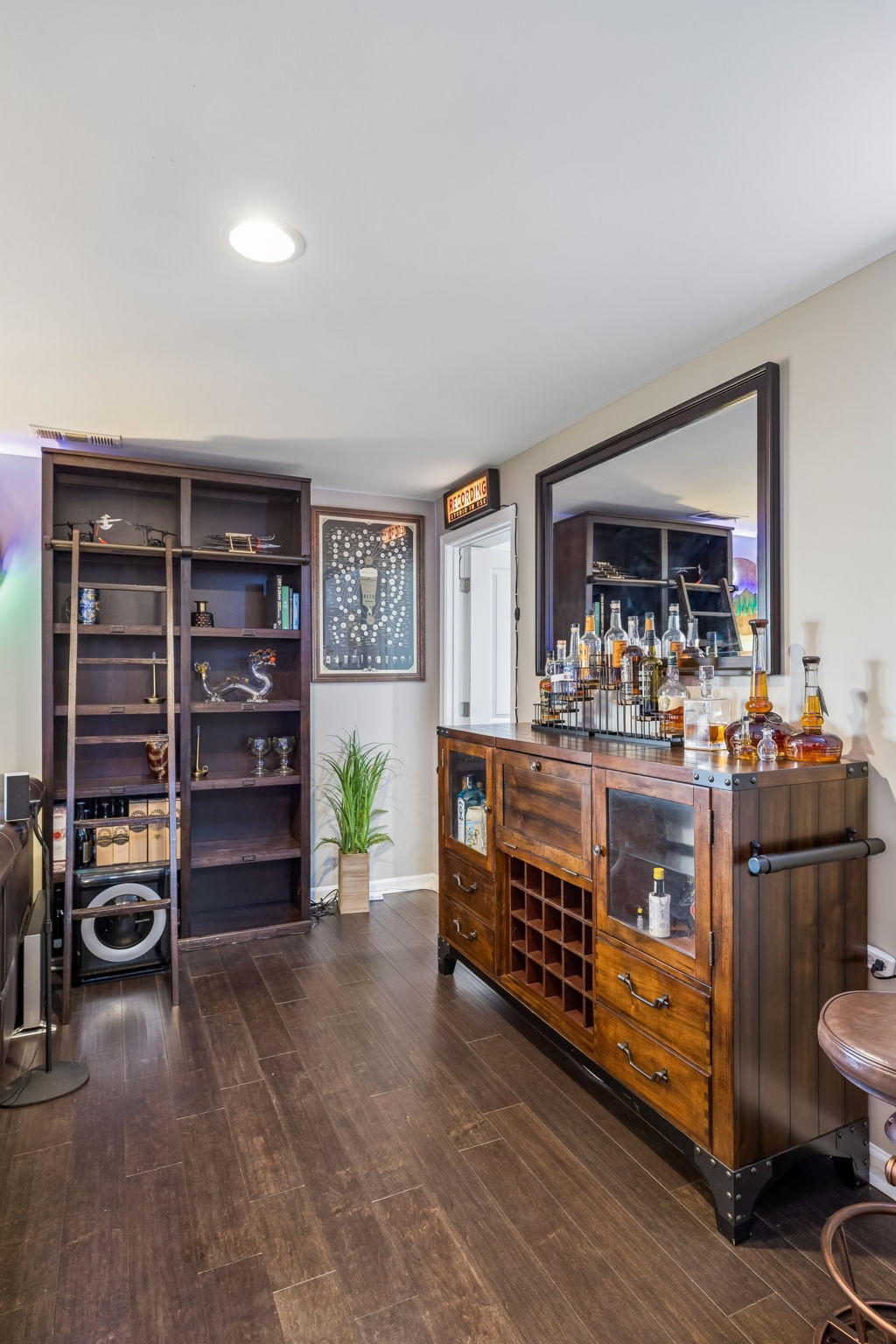 557 Wolfeboro Ln
