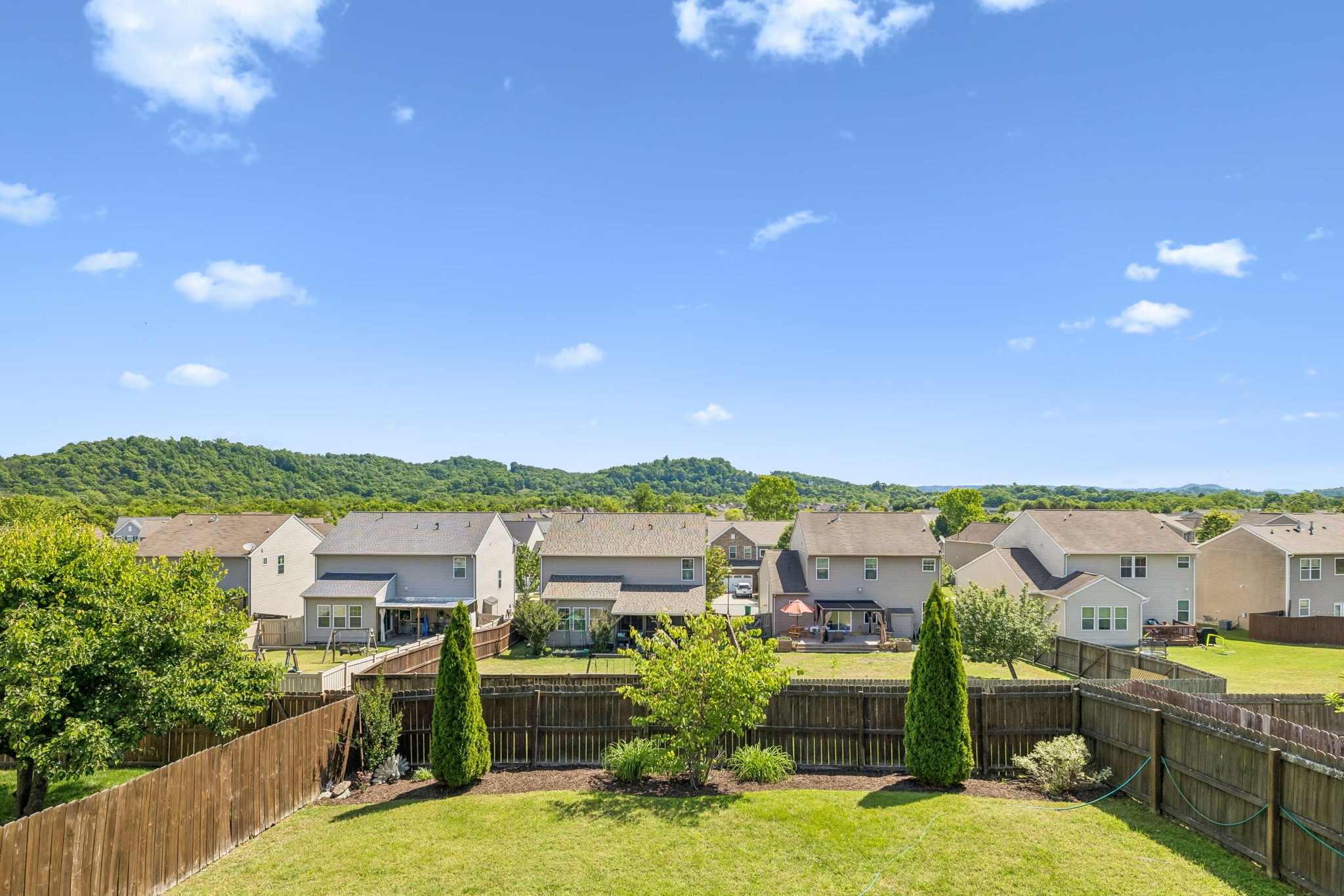 557 Wolfeboro Ln