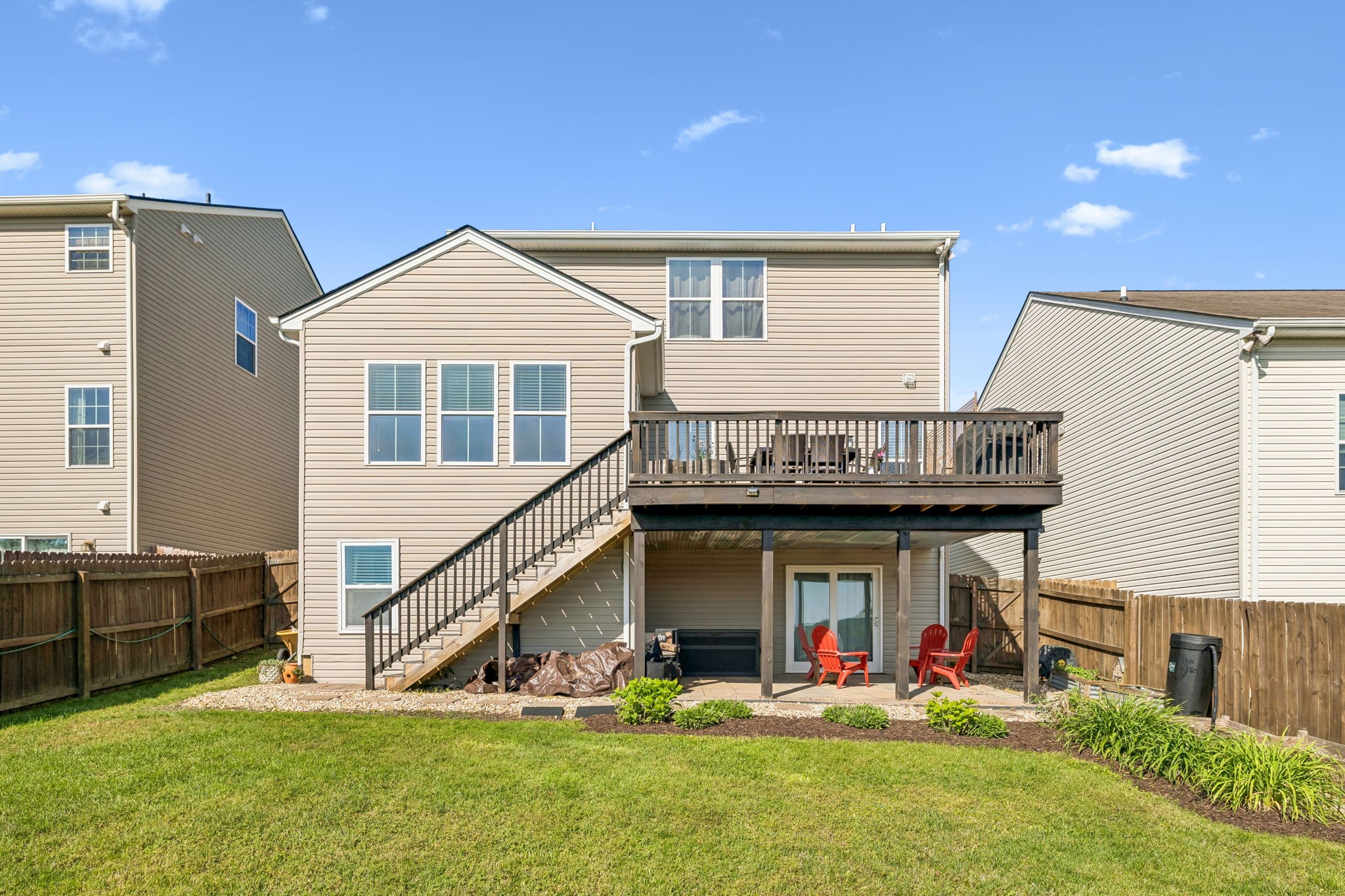 557 Wolfeboro Ln