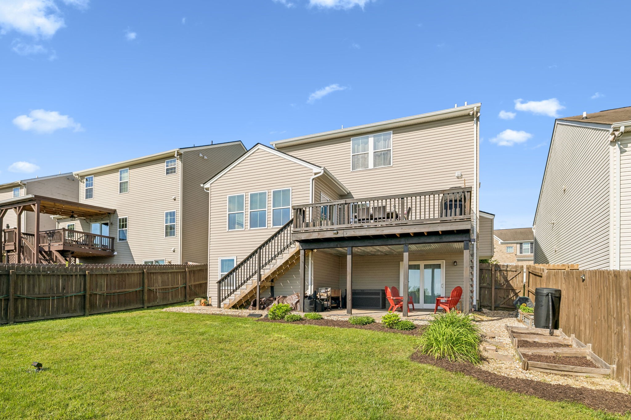 557 Wolfeboro Ln