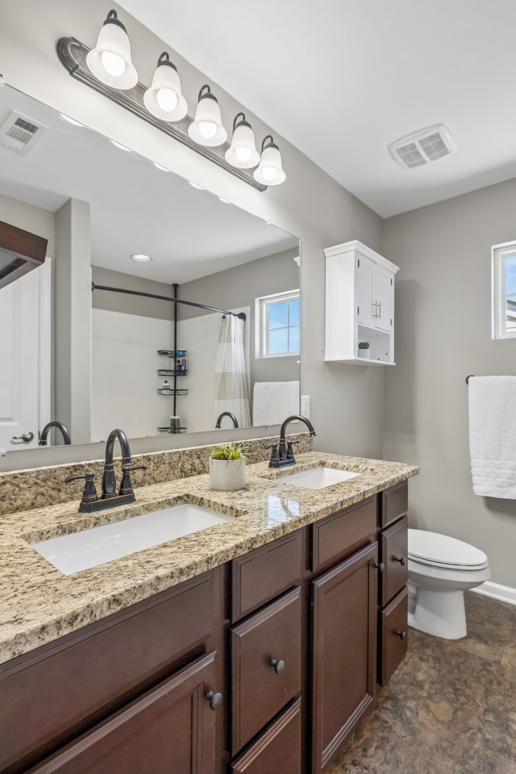 557 Wolfeboro Ln