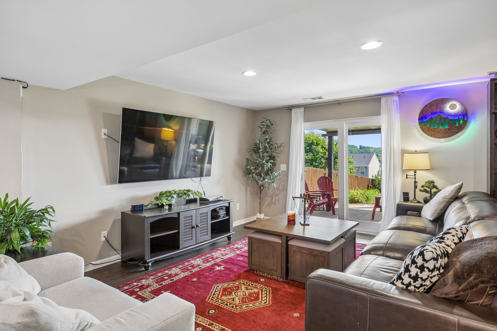 557 Wolfeboro Ln