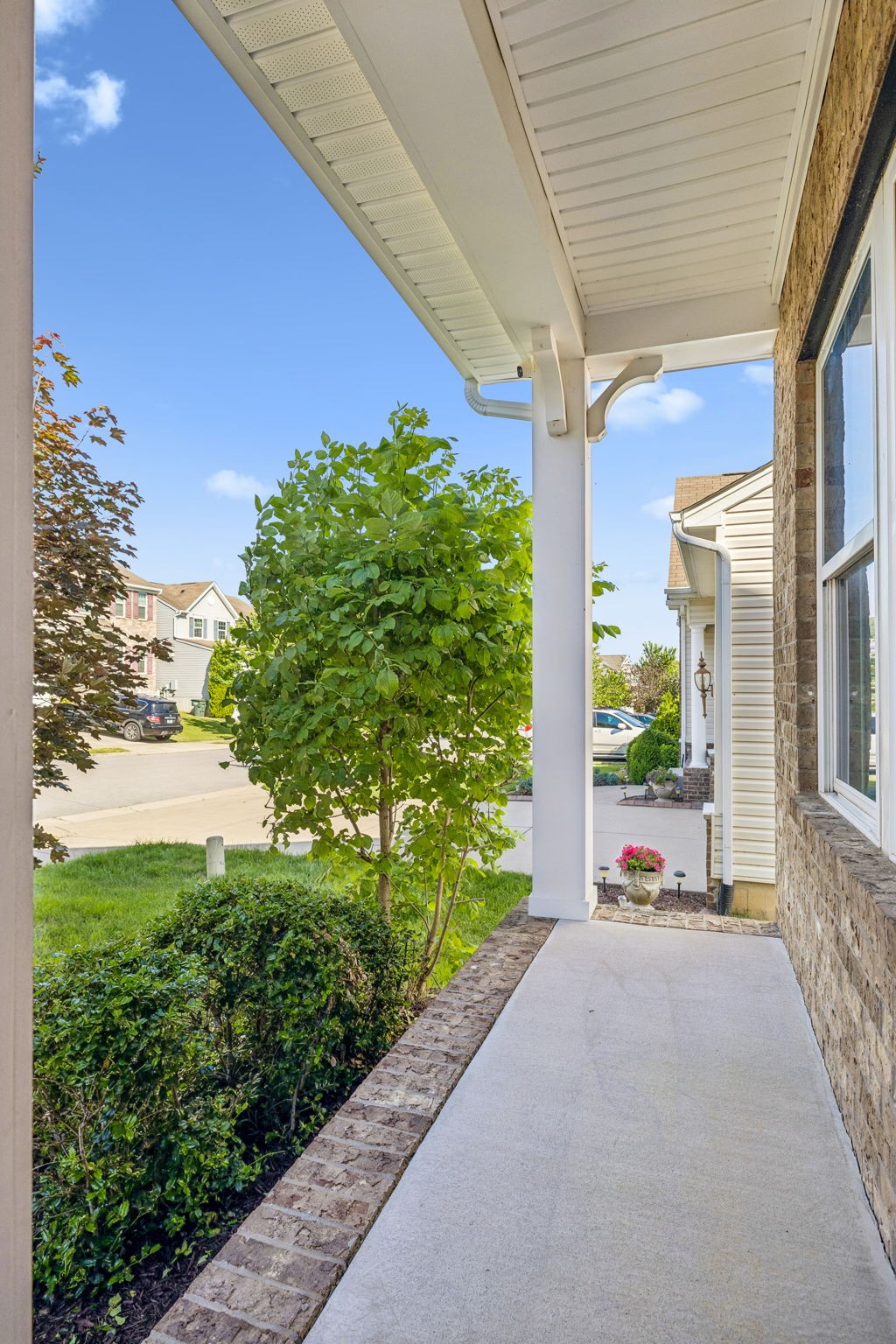557 Wolfeboro Ln