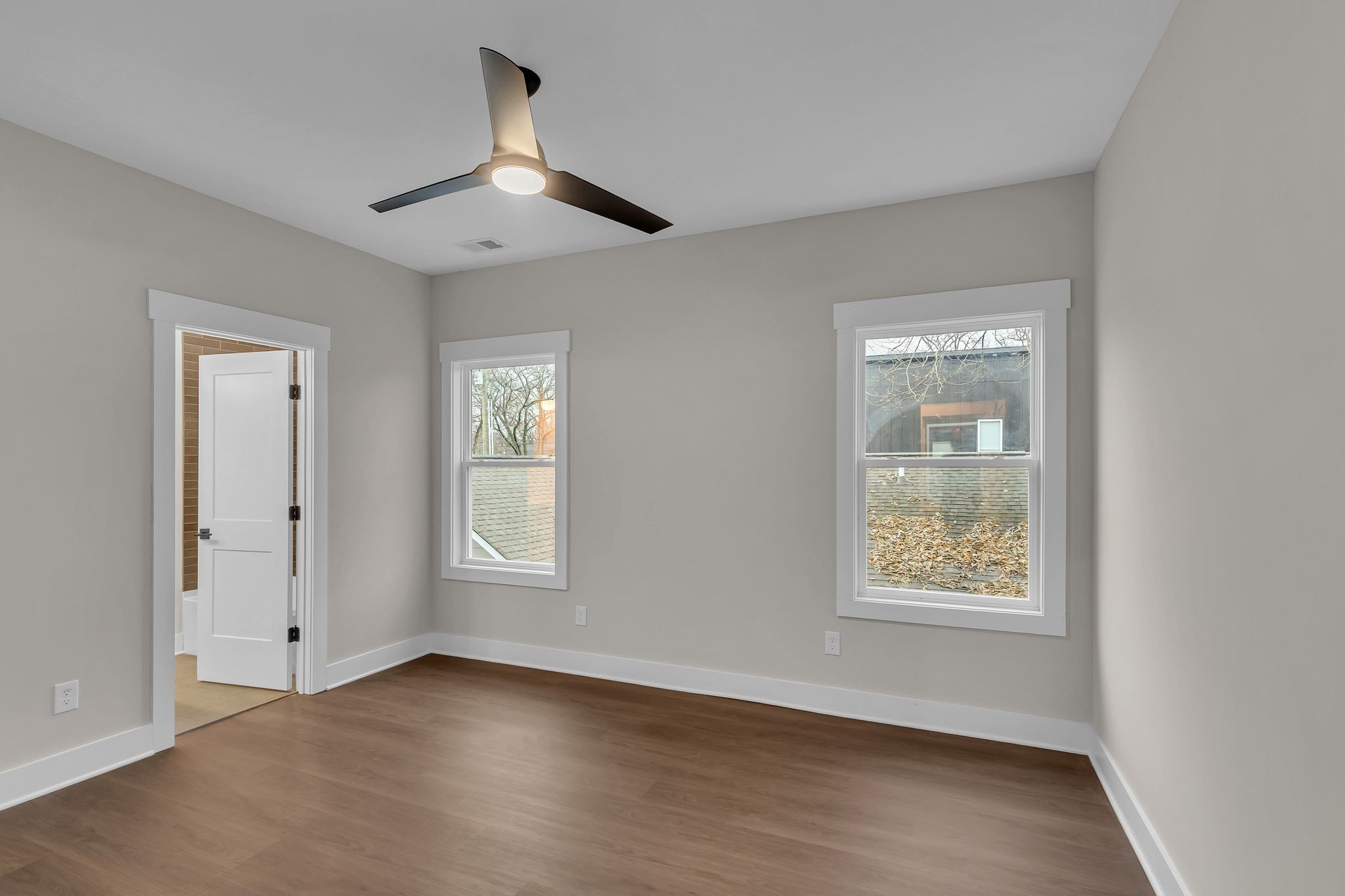 200B Queen Ave Unit: B