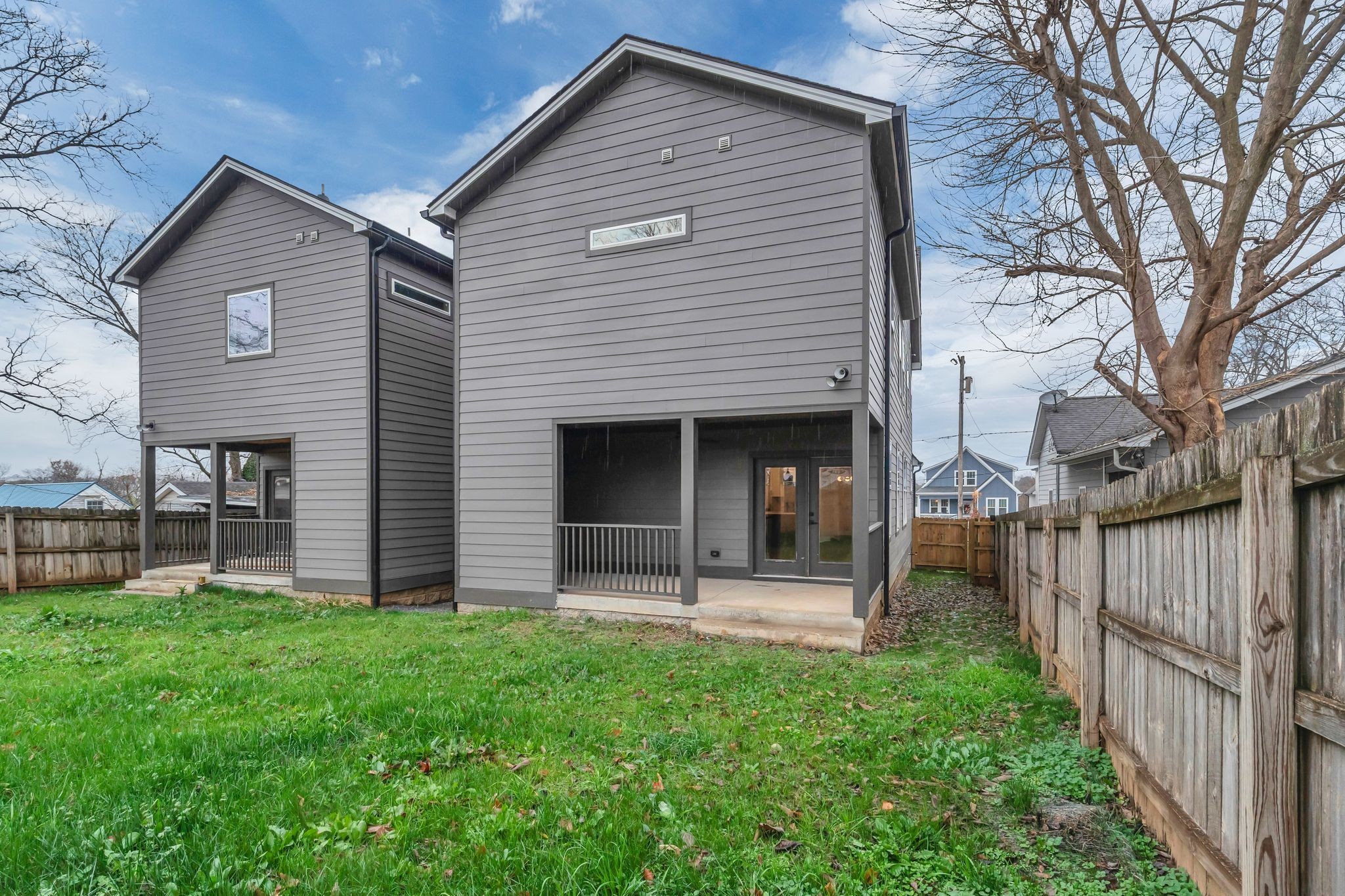 200B Queen Ave Unit: B