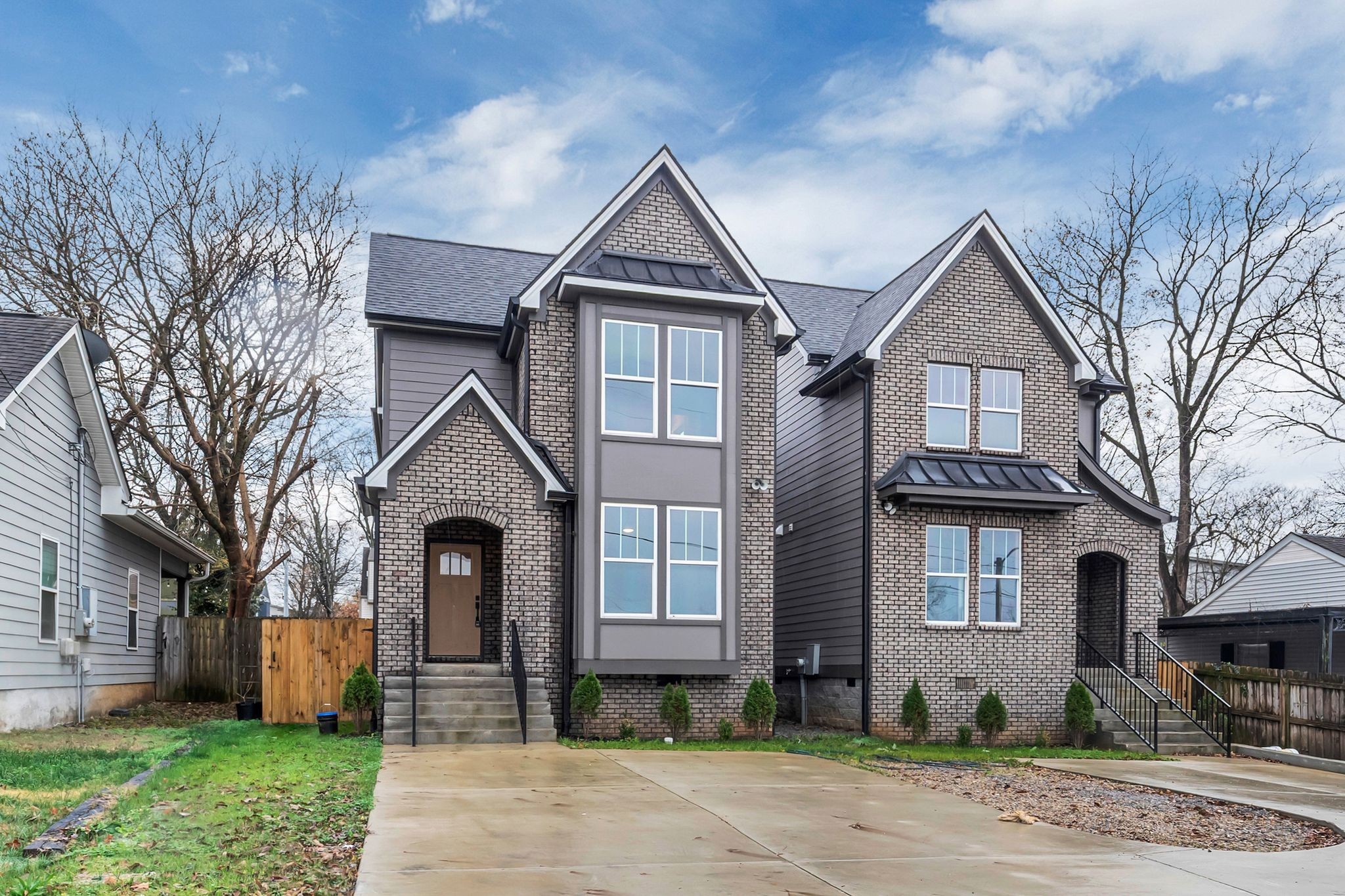 200A Queen Ave Unit: A
