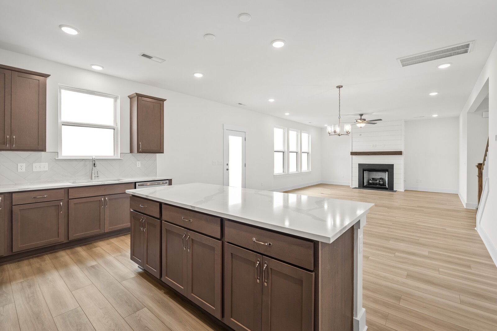 285 Johnnys Place
