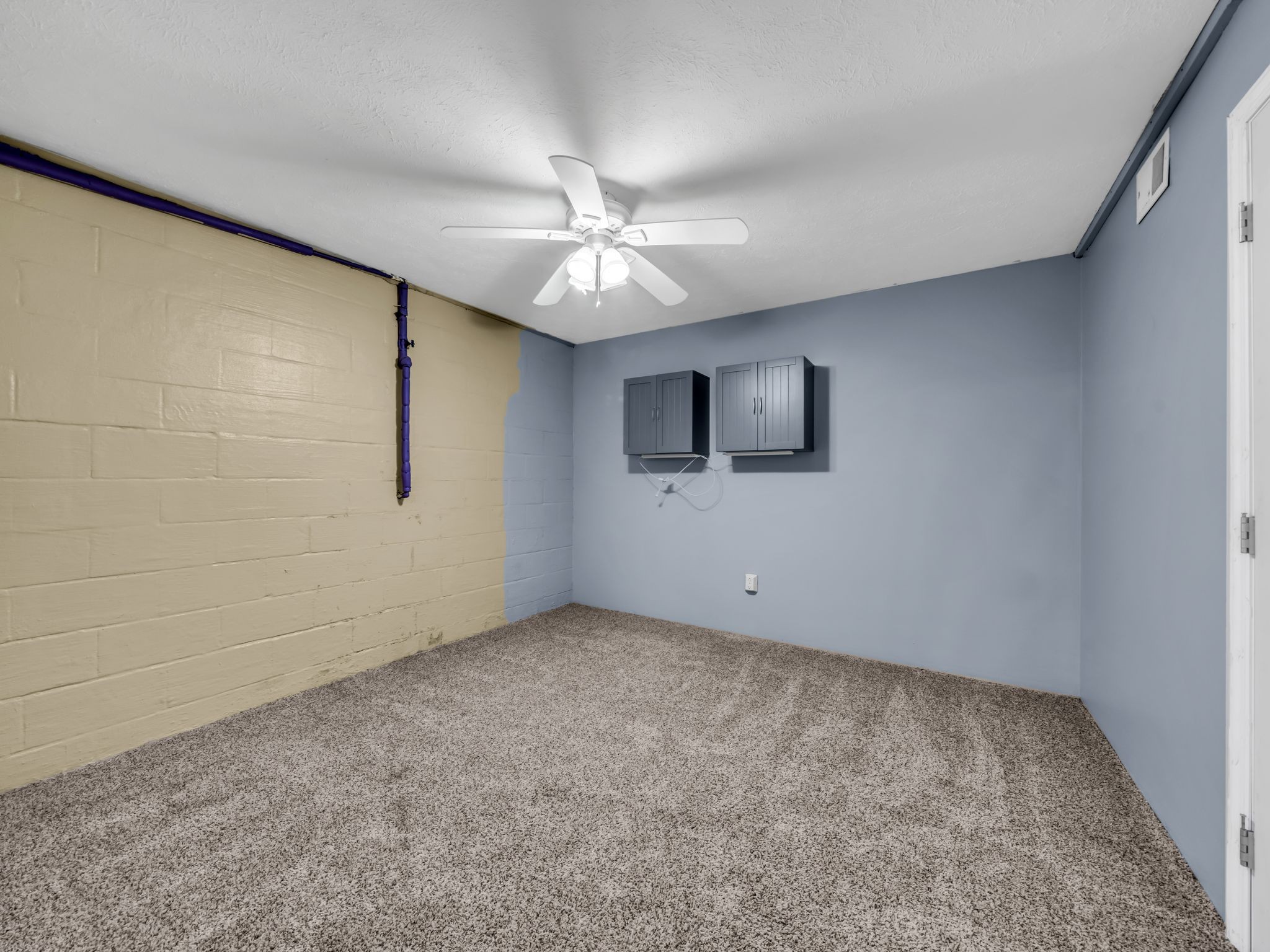 3043 Trough Springs Rd