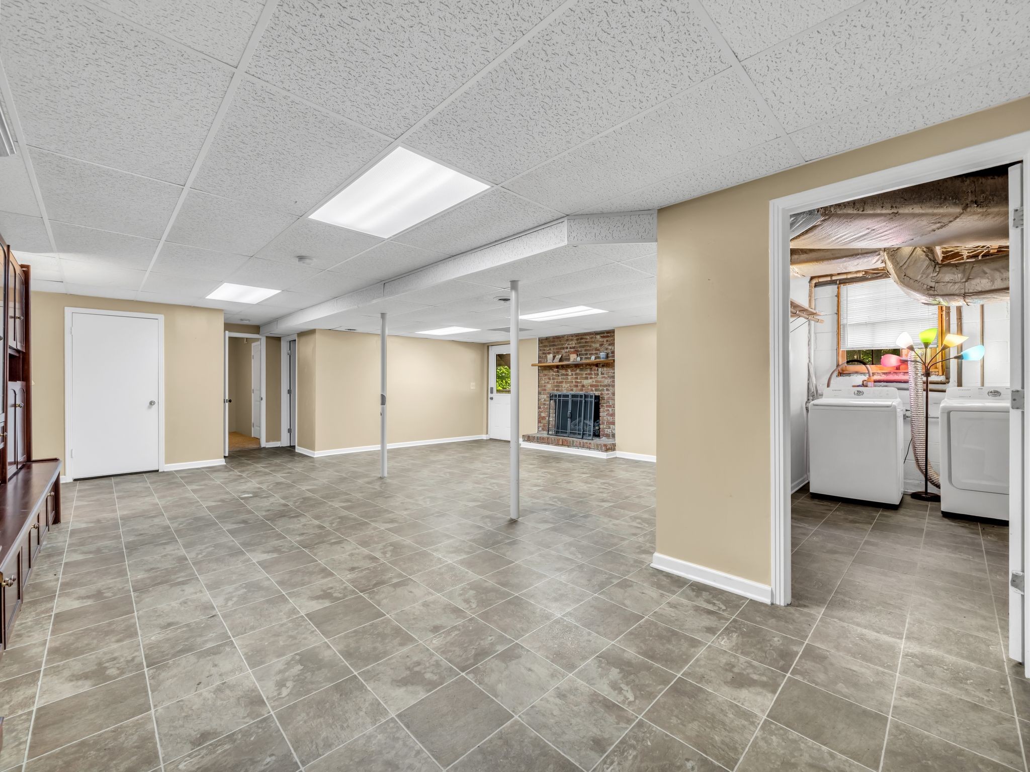 3043 Trough Springs Rd