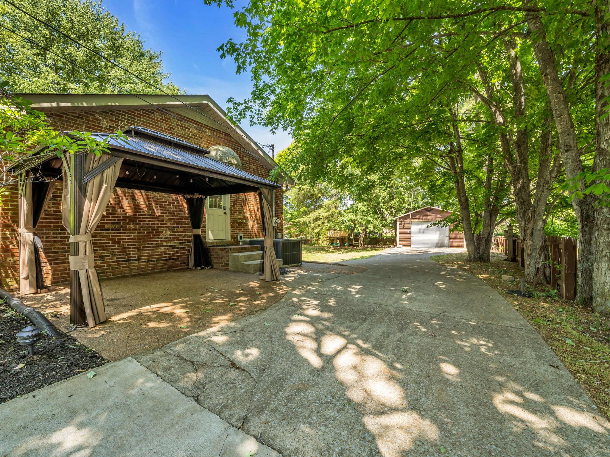 3043 Trough Springs Rd