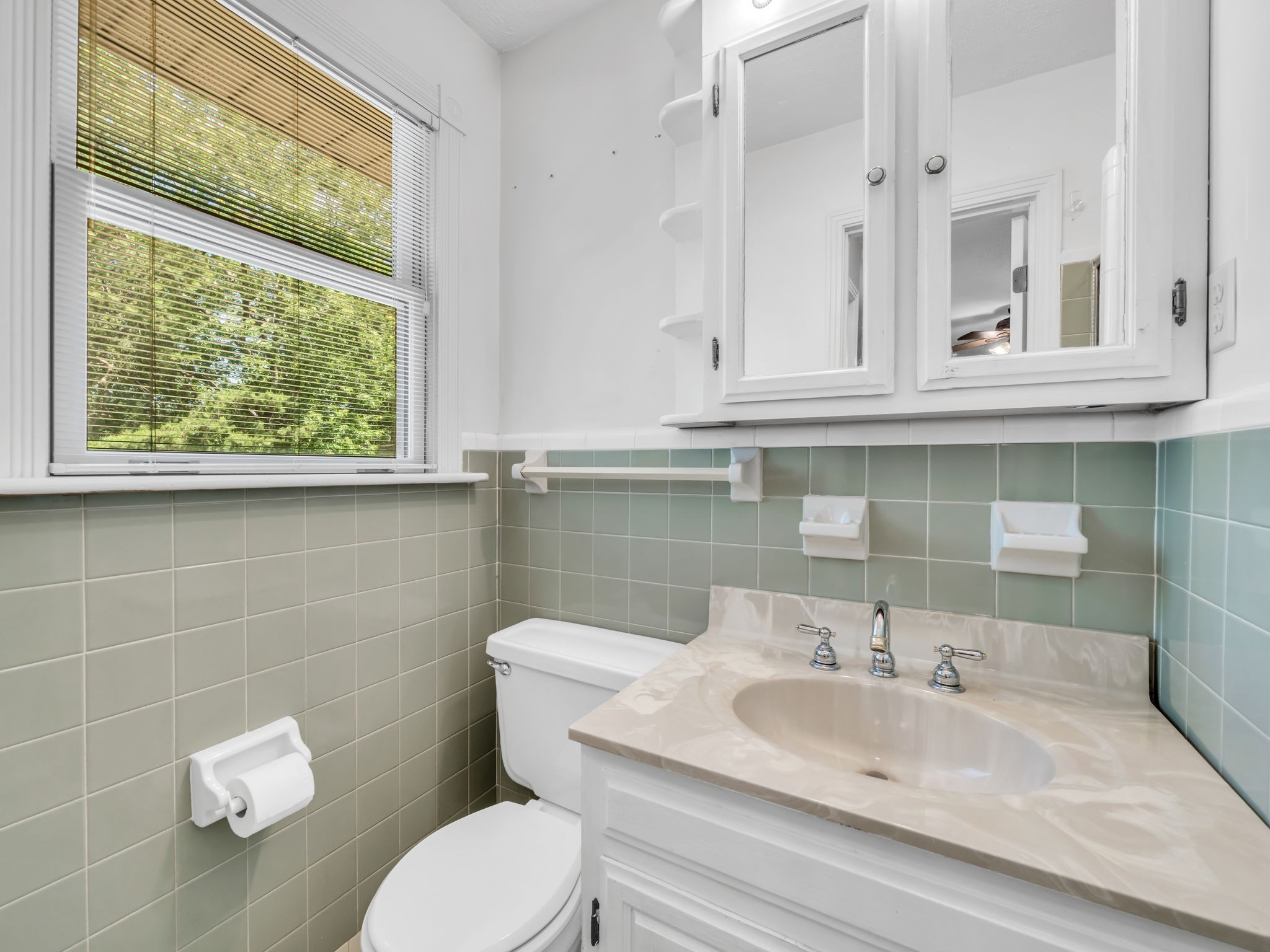 3043 Trough Springs Rd