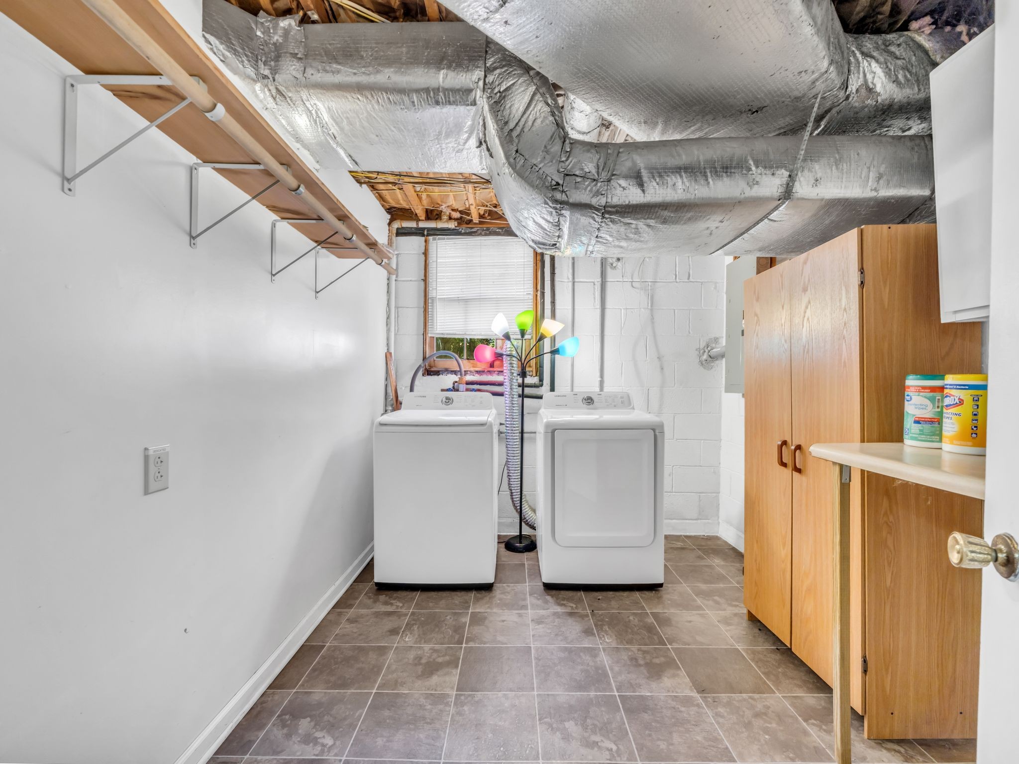 3043 Trough Springs Rd