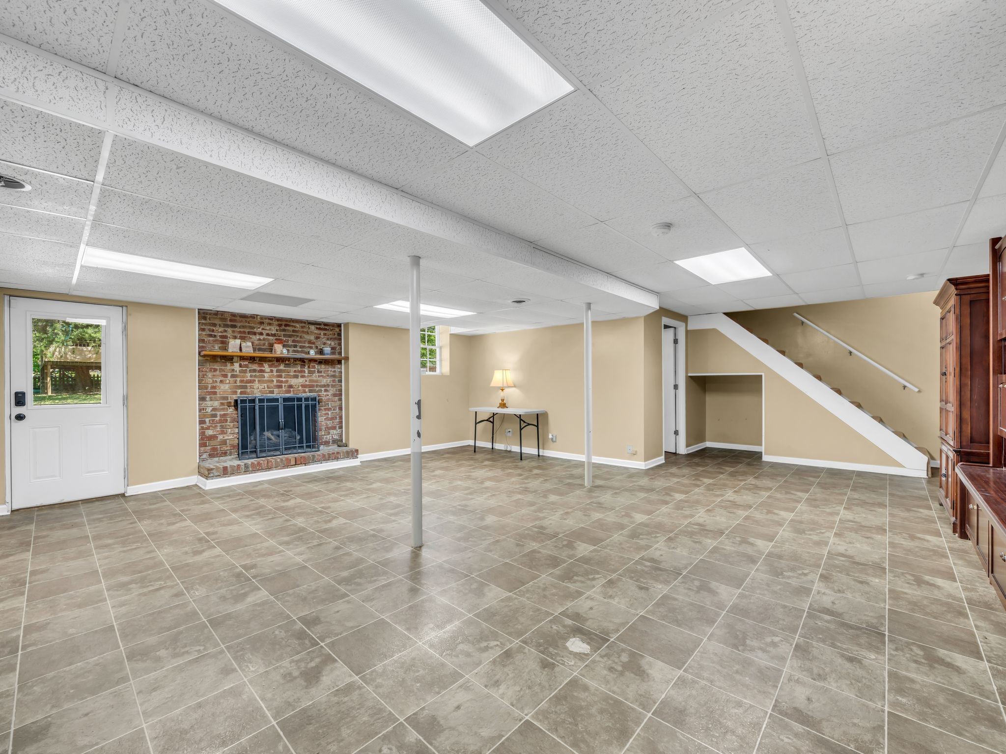 3043 Trough Springs Rd