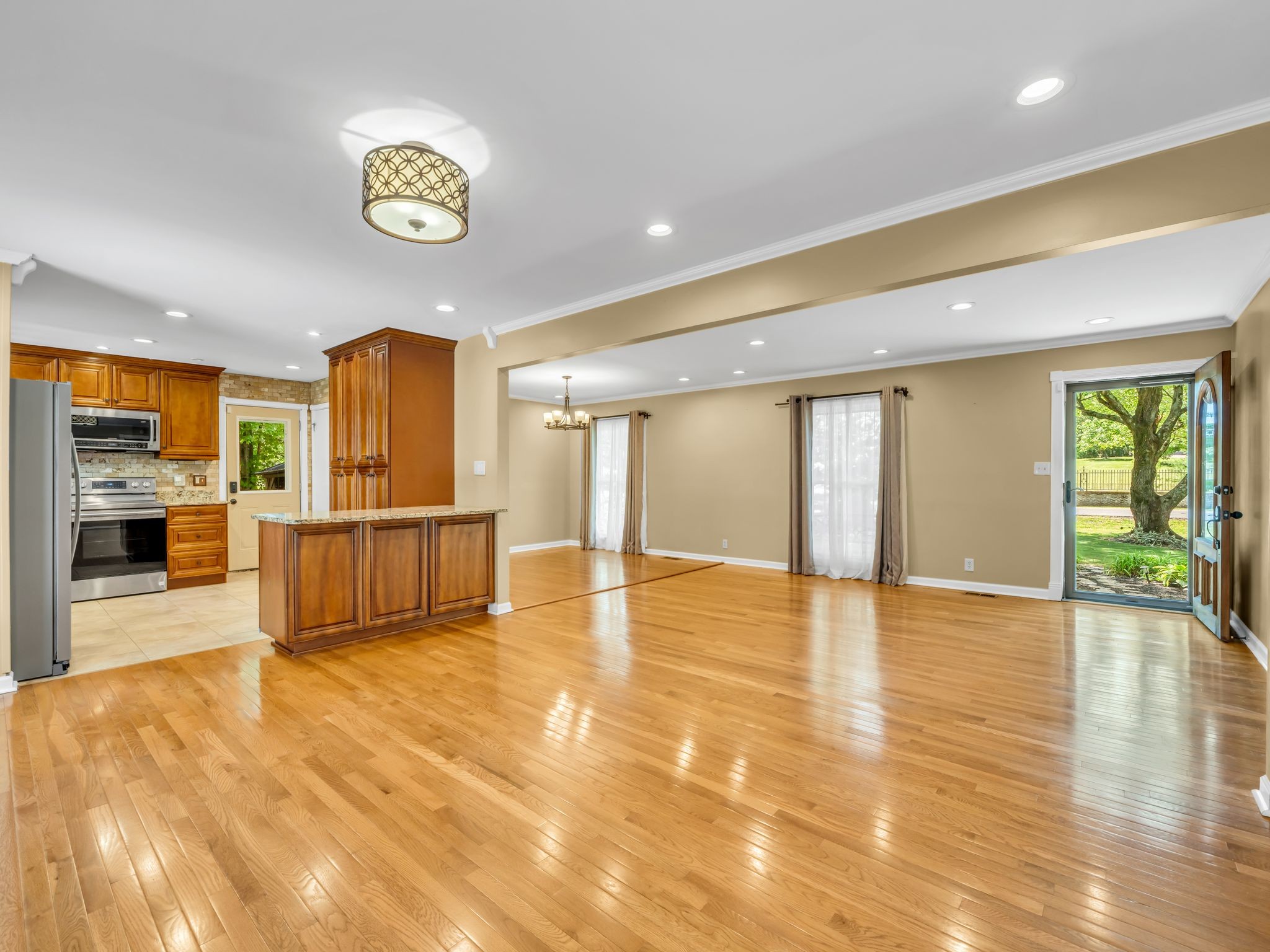 3043 Trough Springs Rd