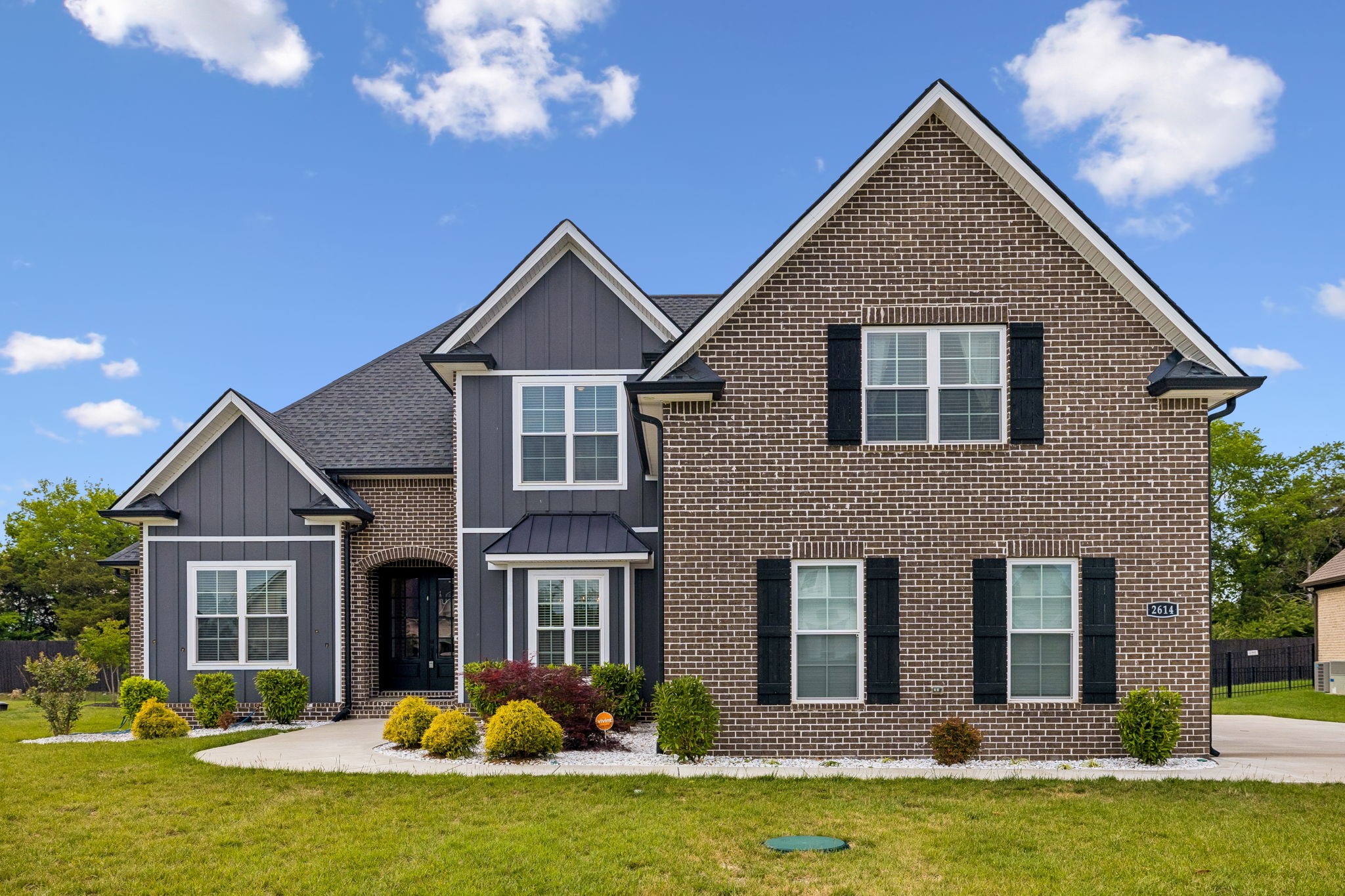 2614 Holly Springs Dr