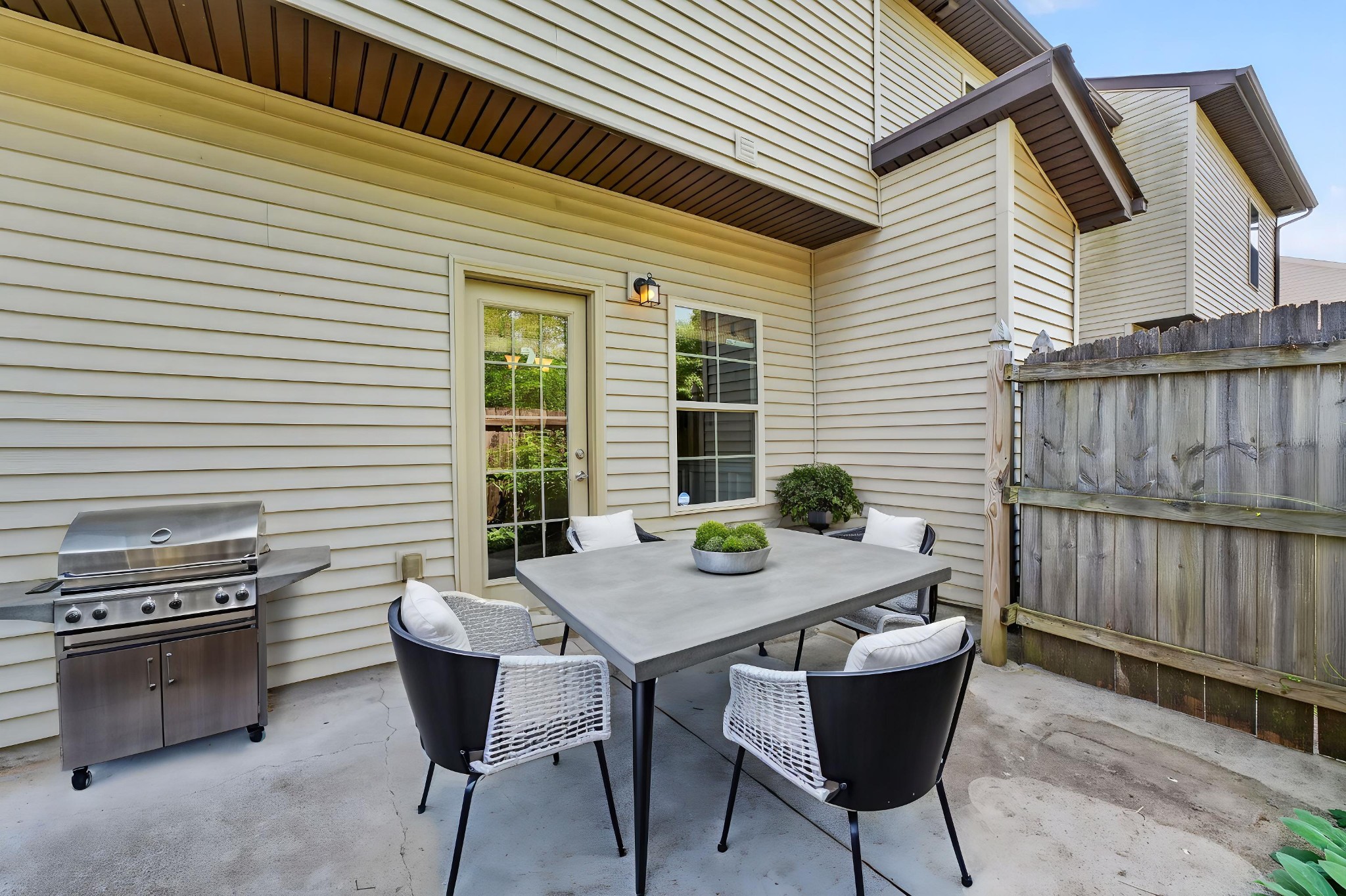 5336 Perlou Lane